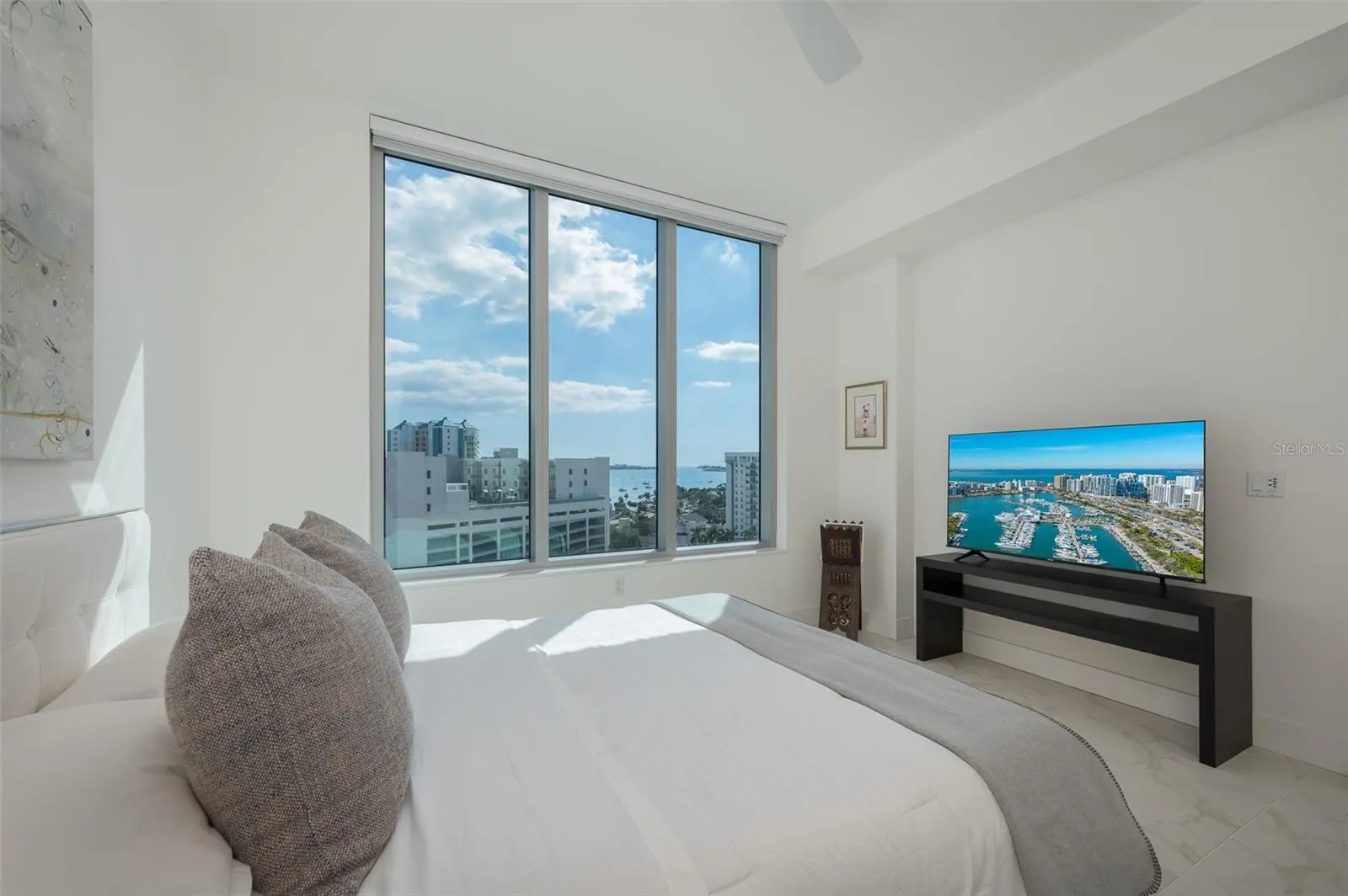 111 S PINEAPPLE AVE #1013, #1013
