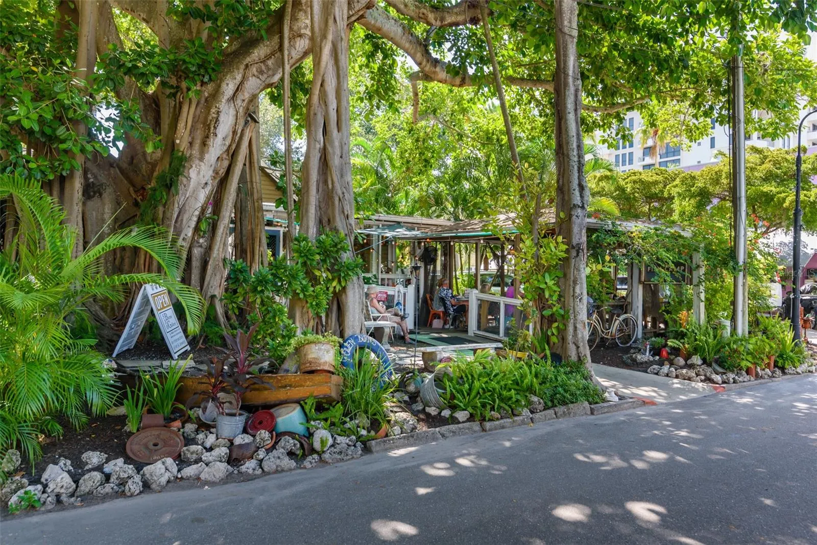 111 S PINEAPPLE AVE #1013, #1013