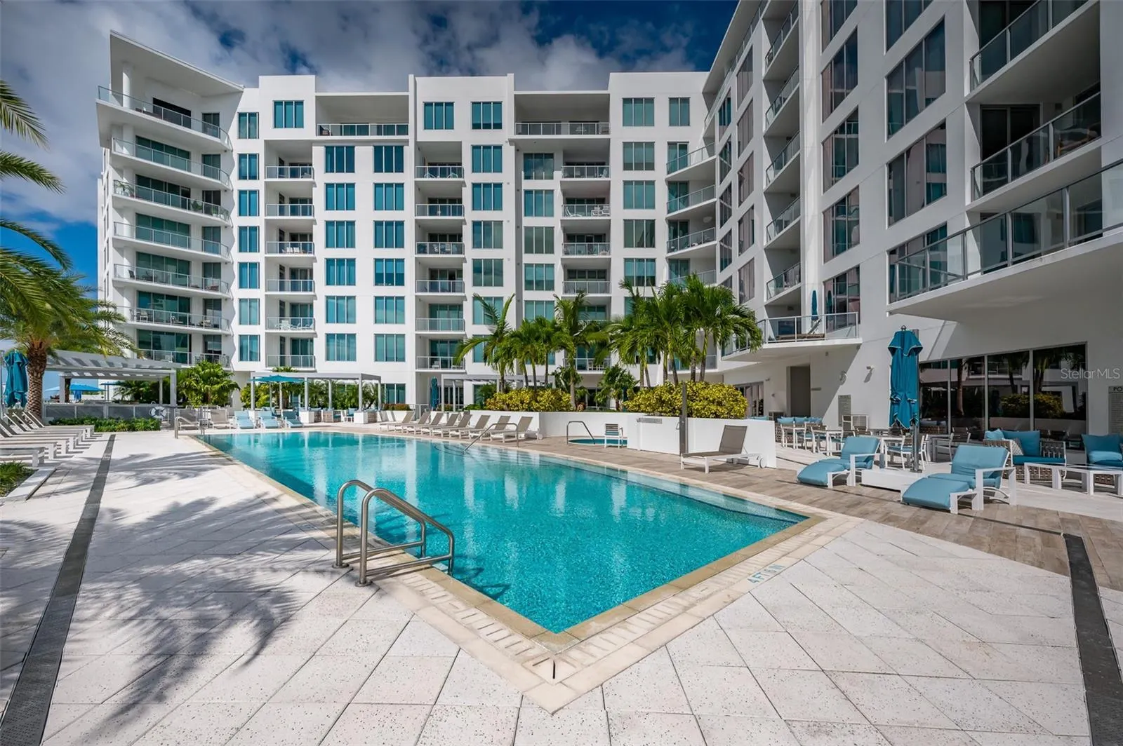 111 S PINEAPPLE AVE #1013, #1013