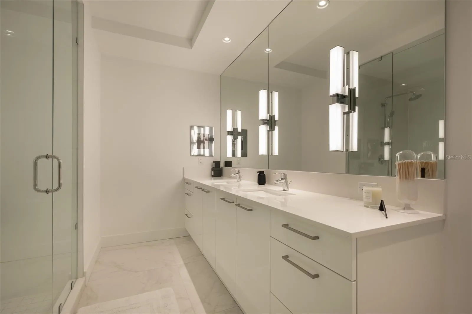 111 S PINEAPPLE AVE #1013, #1013