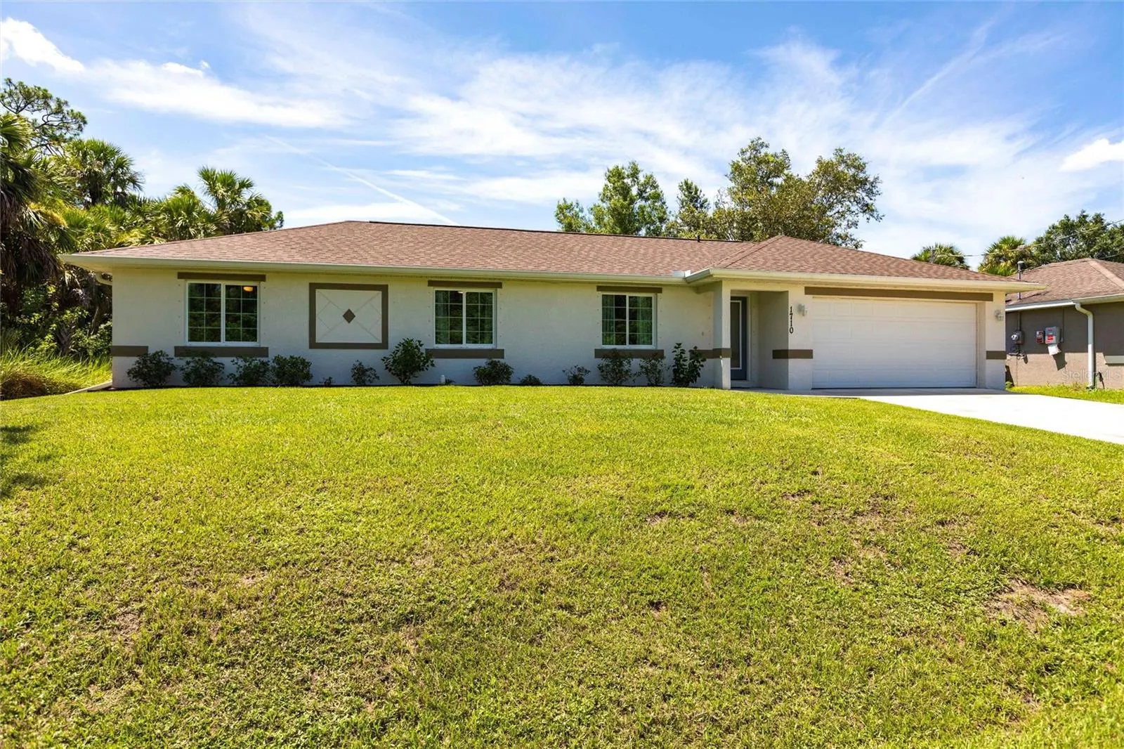 1710 BLACKWOOD CIR