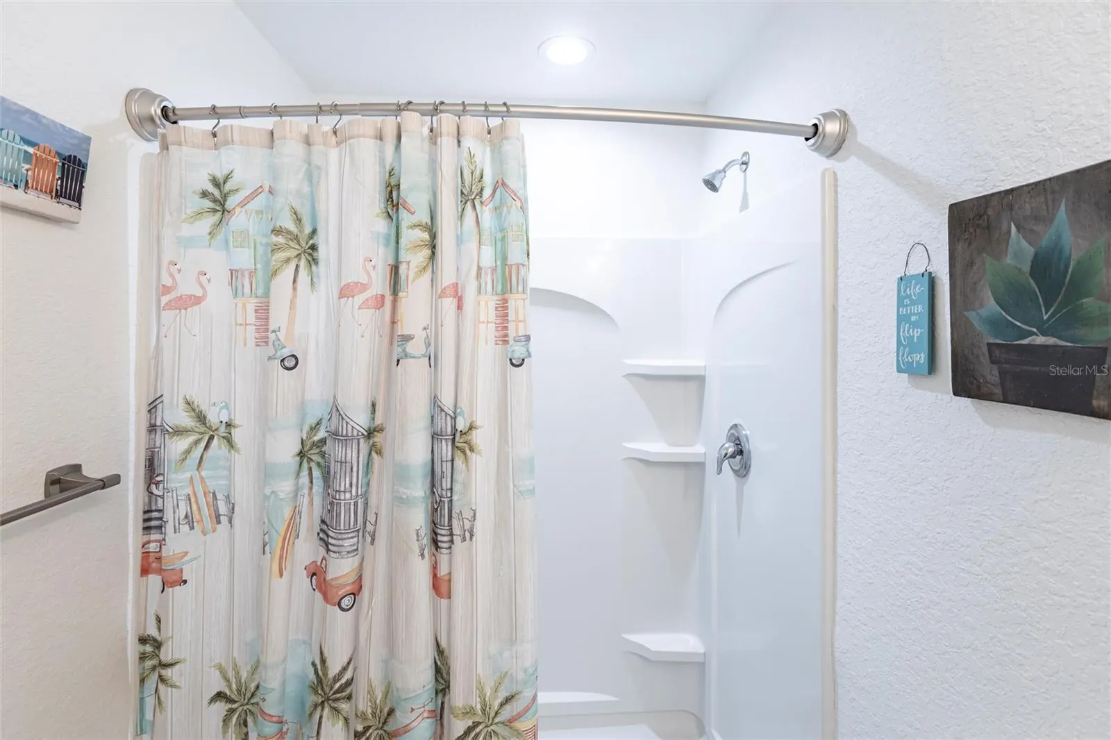 1710 BLACKWOOD CIR