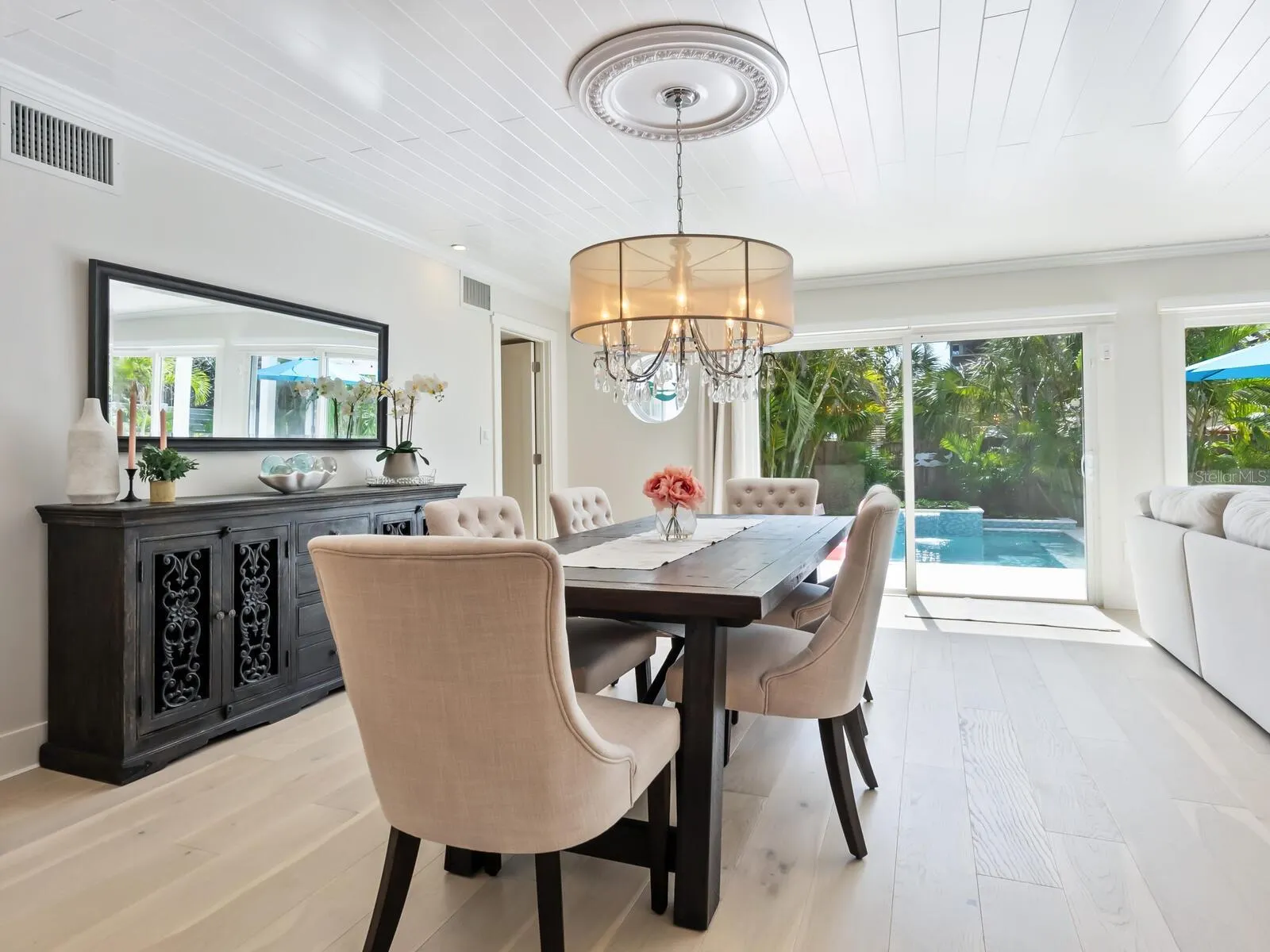 144 HARRISON DR