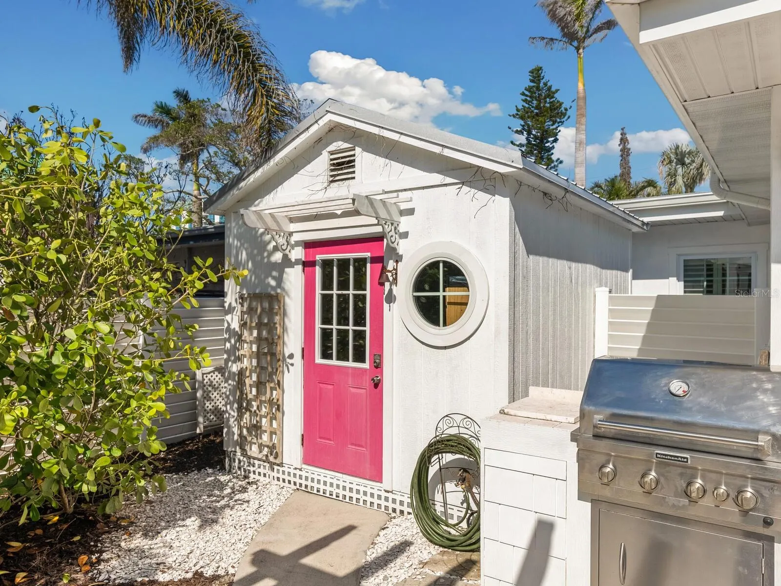 144 HARRISON DR