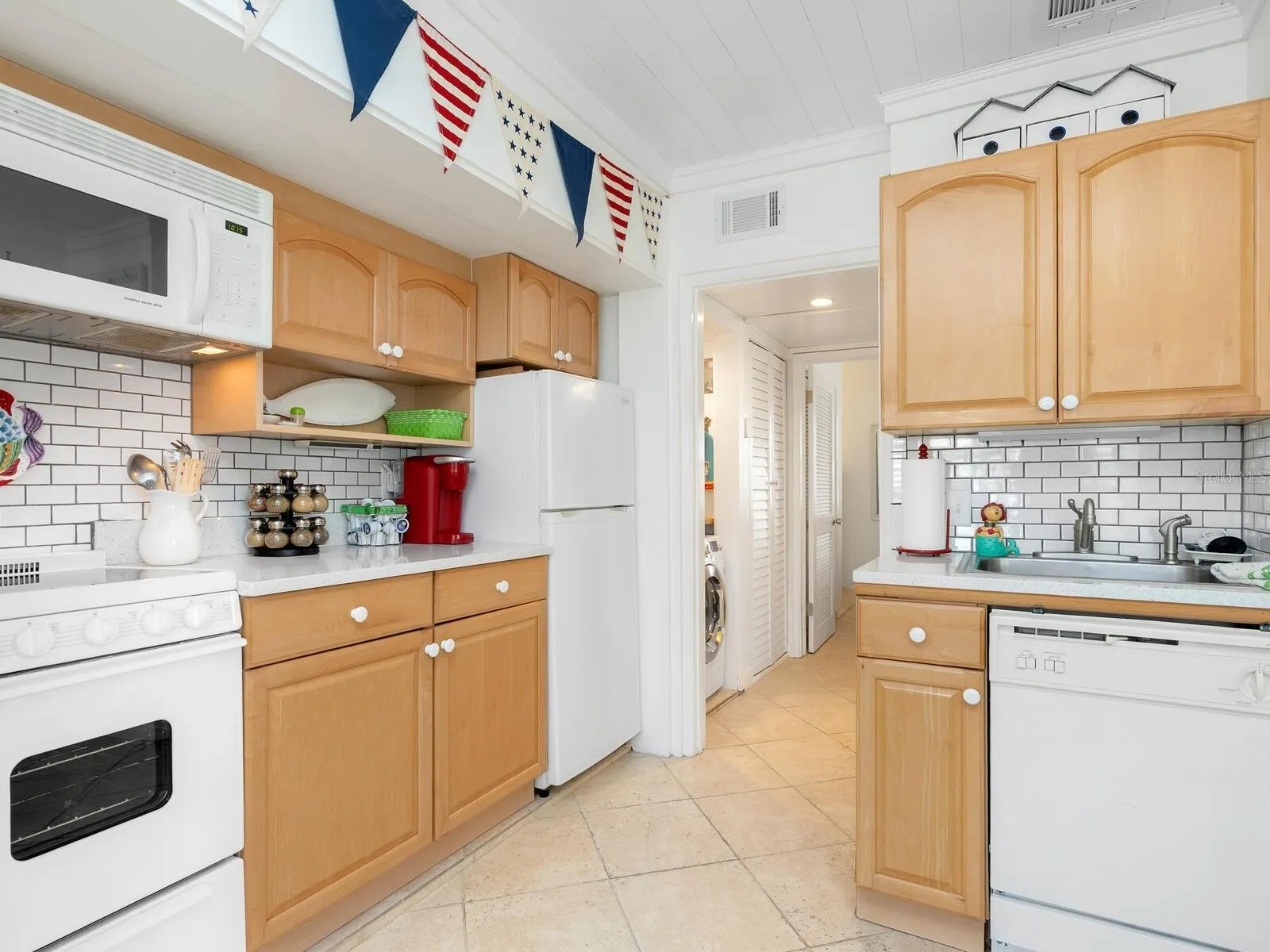 144 HARRISON DR