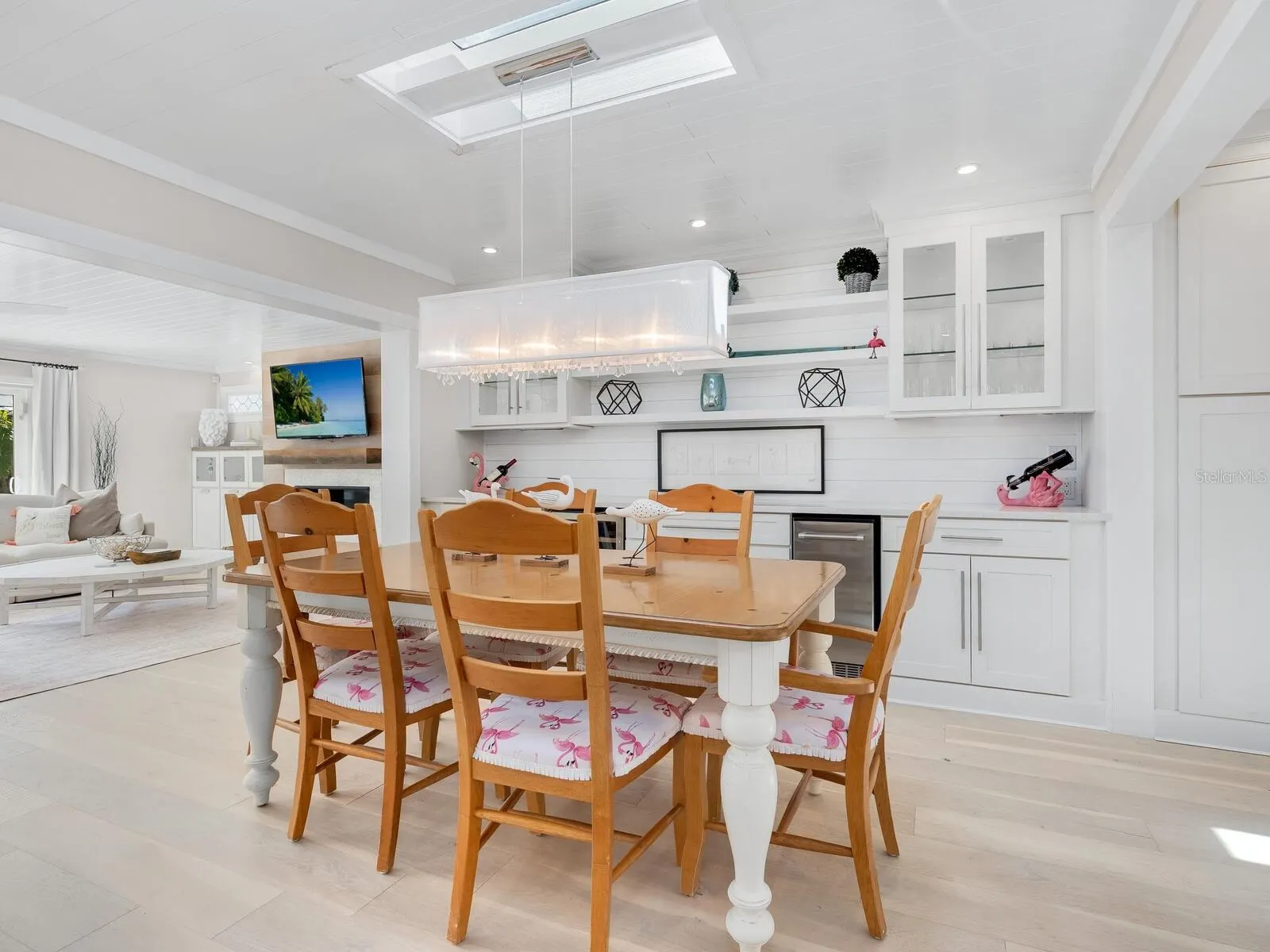 144 HARRISON DR