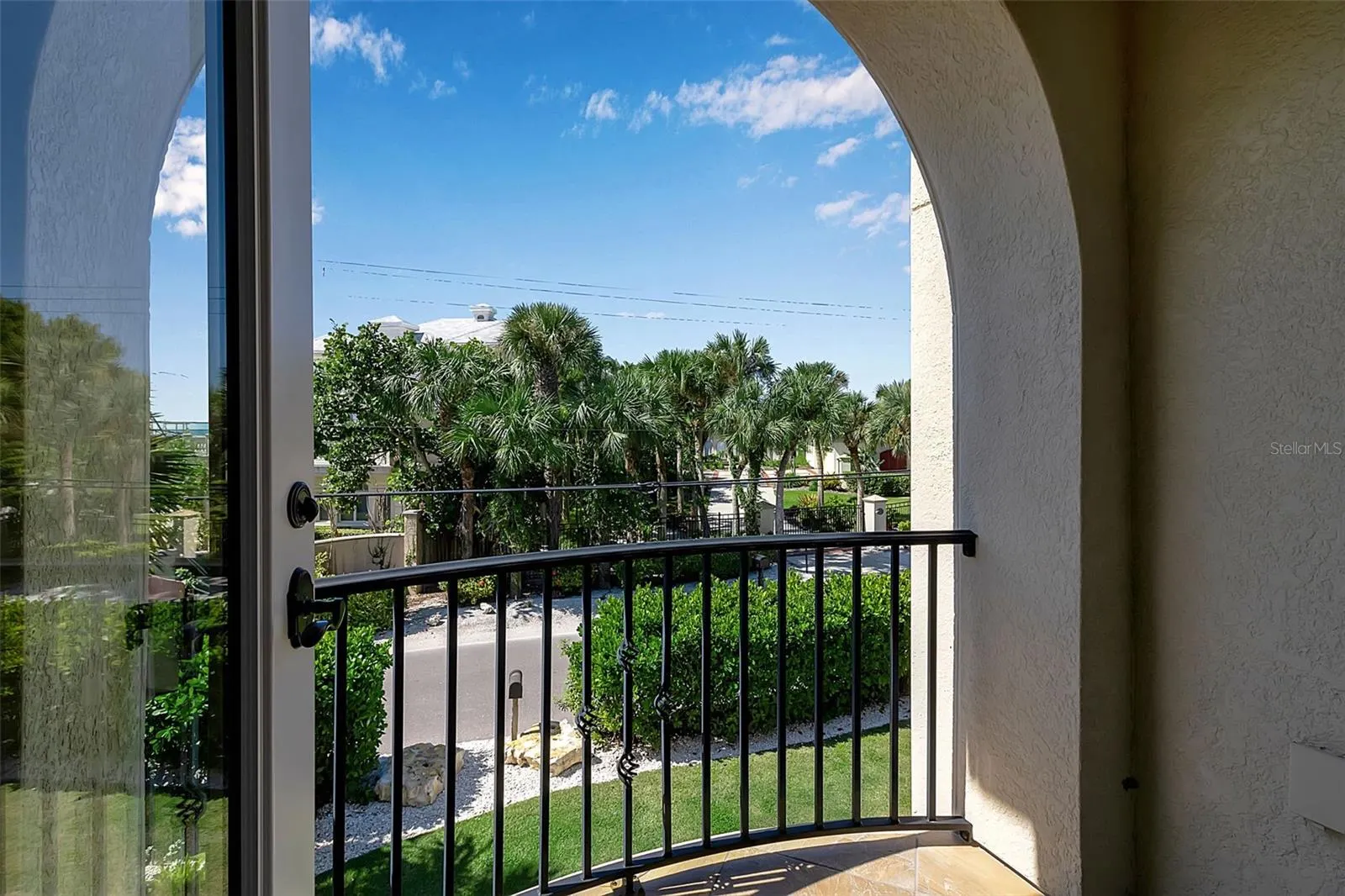 2508 CASEY KEY RD