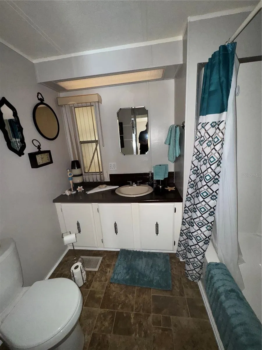 41 LAFITTE DR