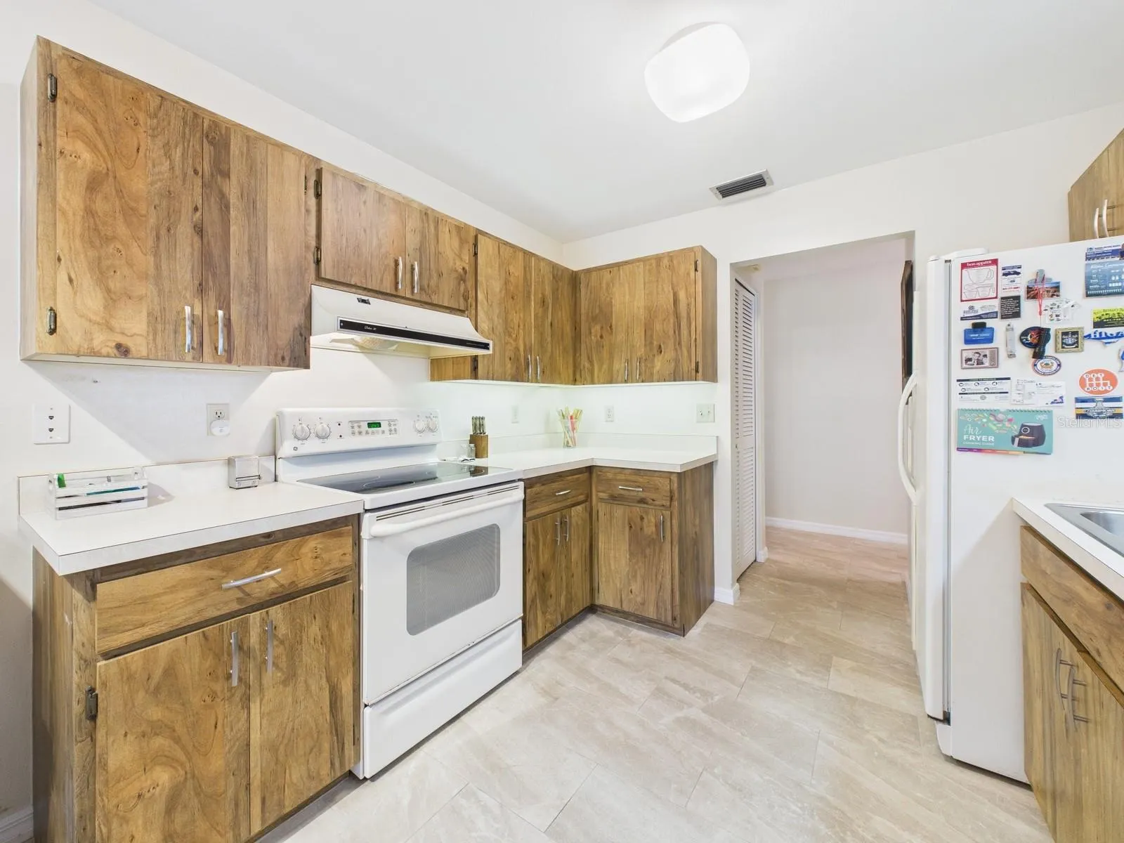 3225 GOLDEN EAGLE LN