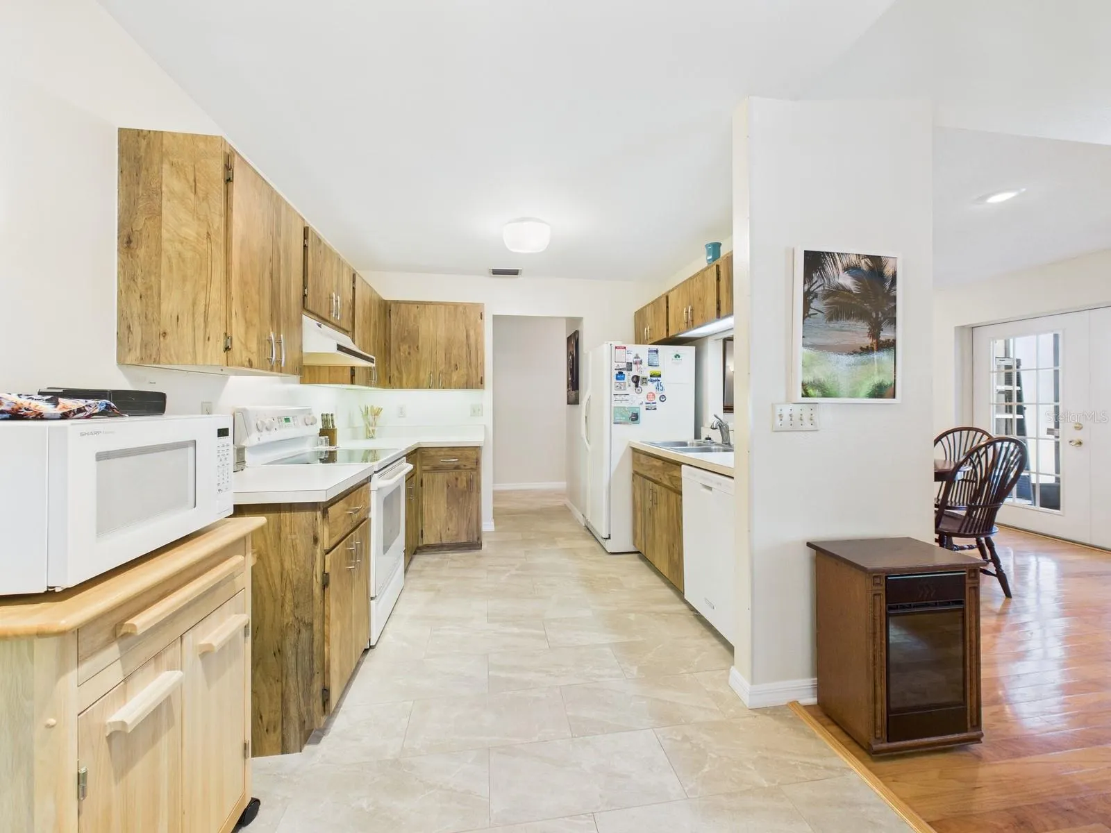 3225 GOLDEN EAGLE LN