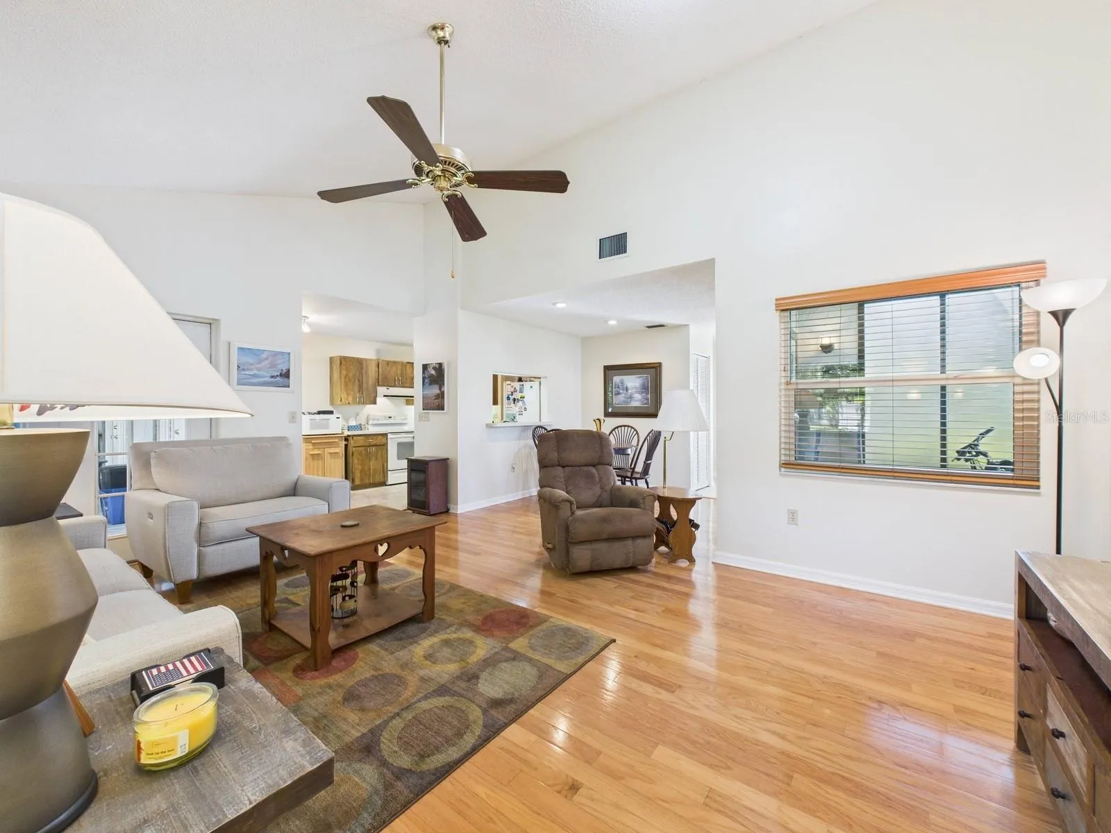 3225 GOLDEN EAGLE LN