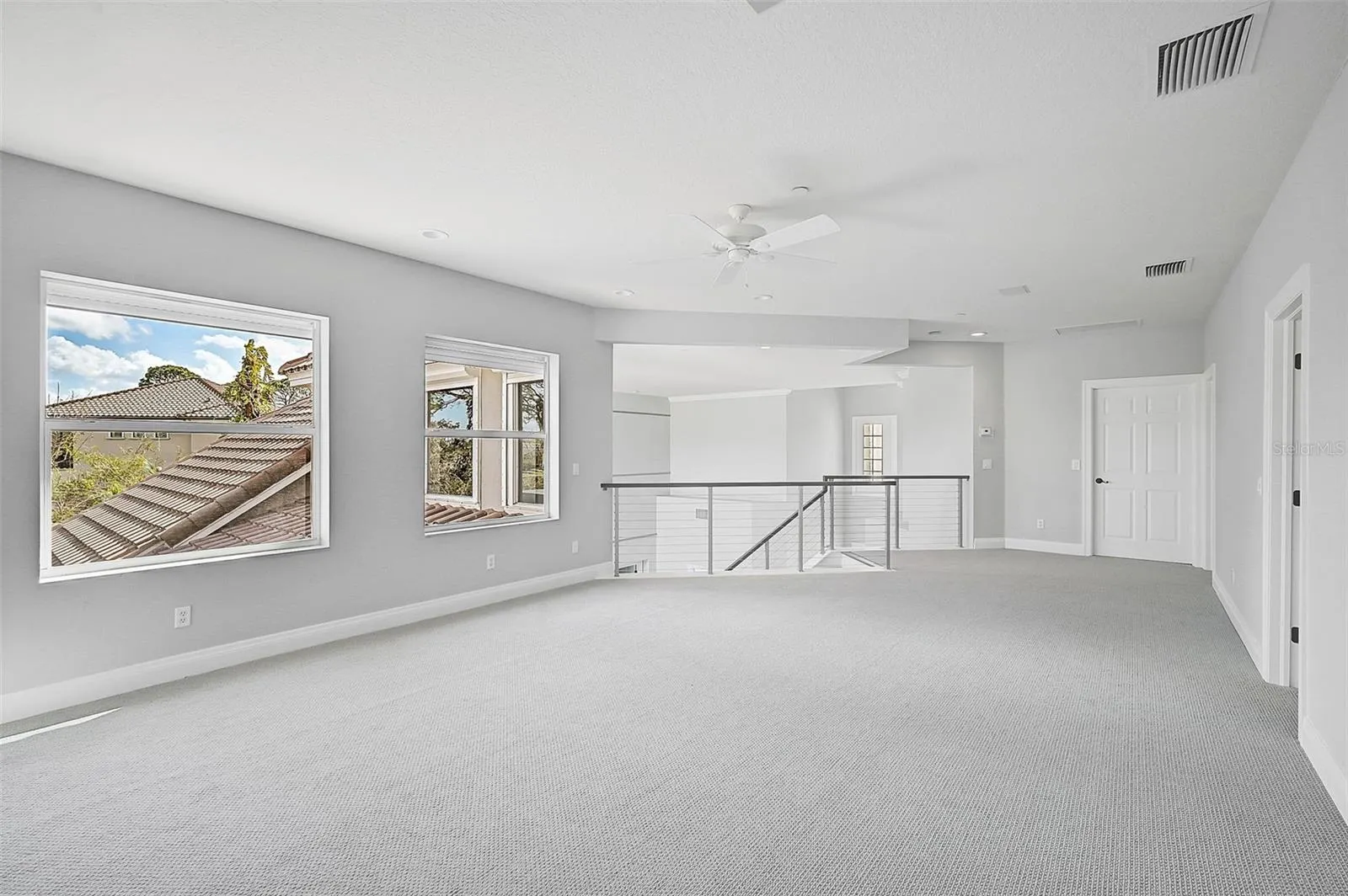 854 MACEWEN DR