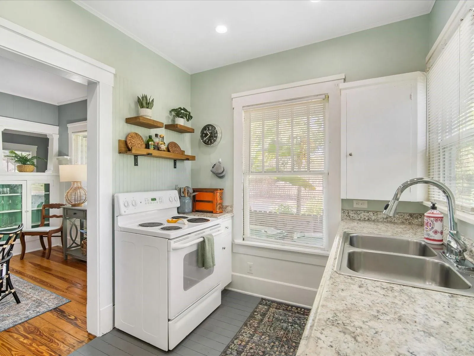 2822 4TH AVE W
