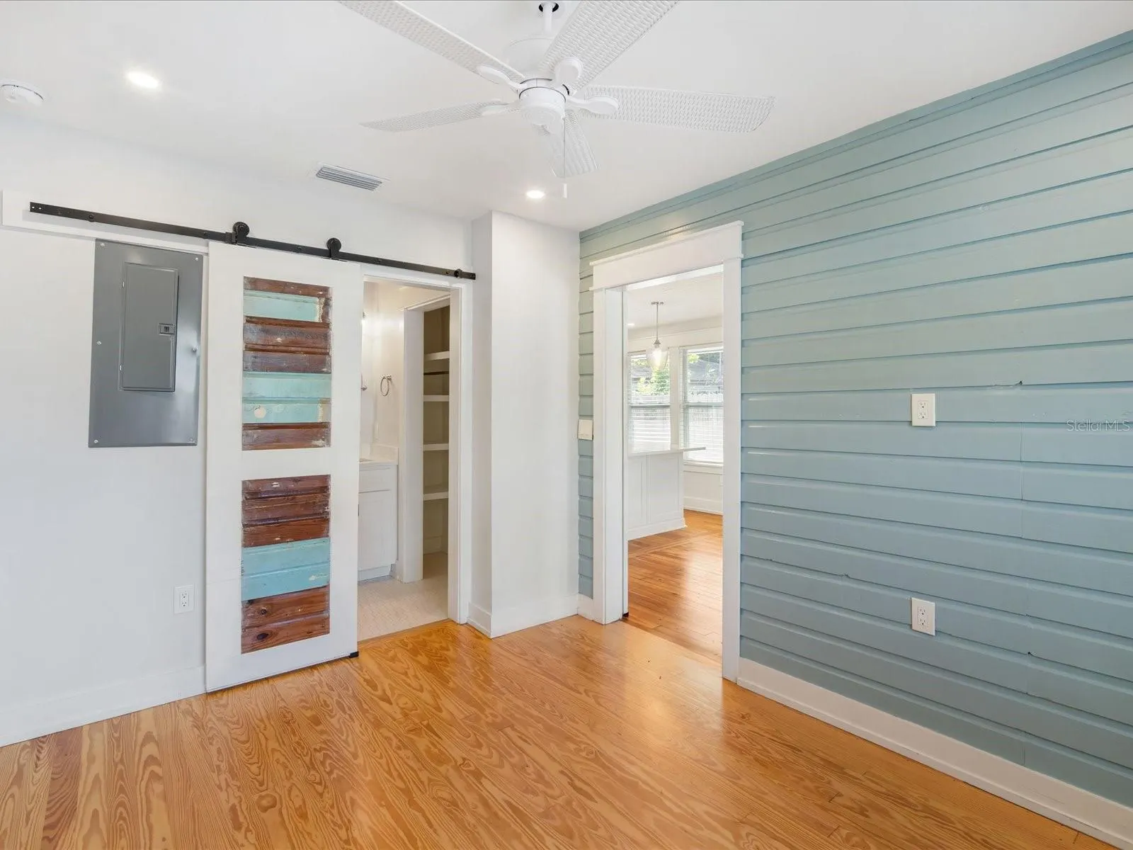 2822 4TH AVE W