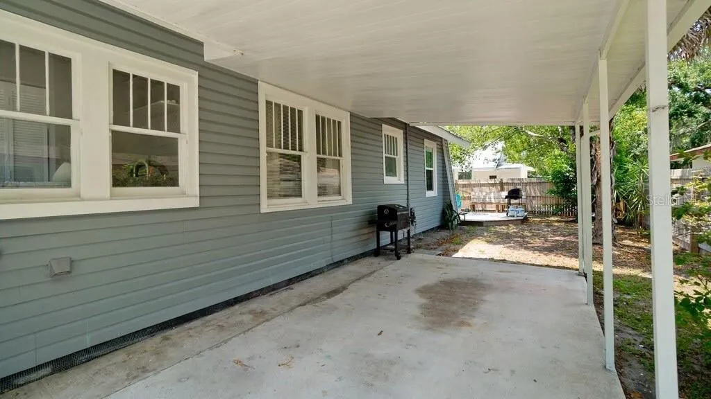 2822 4TH AVE W