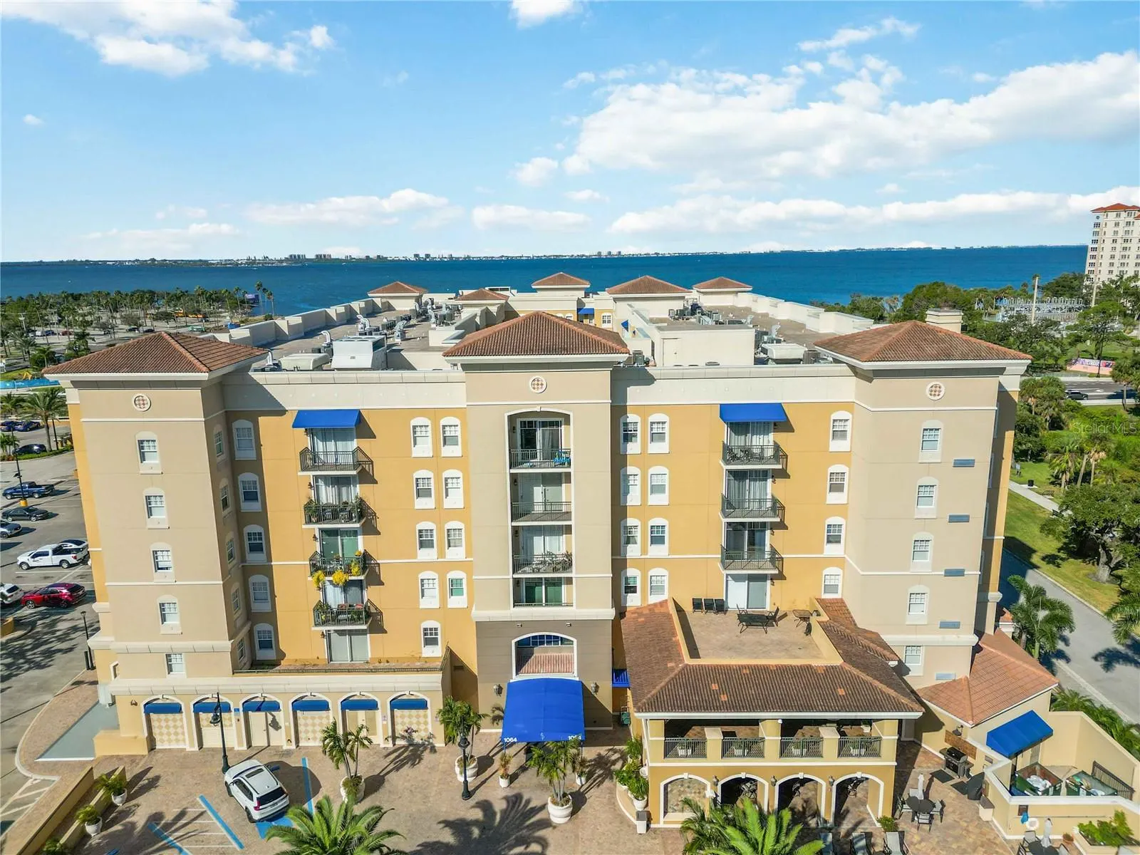 1064 N TAMIAMI TRL #1308, #1308