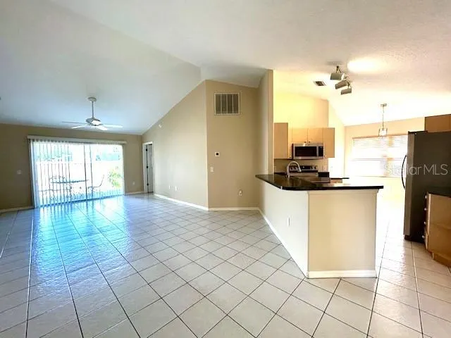 1602 SUMMER BREEZE WAY
