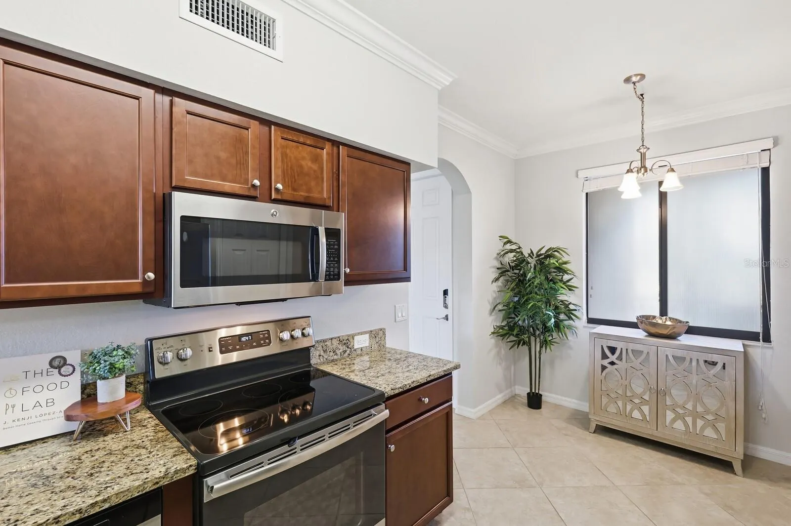16804 VARDON TER #204, #204
