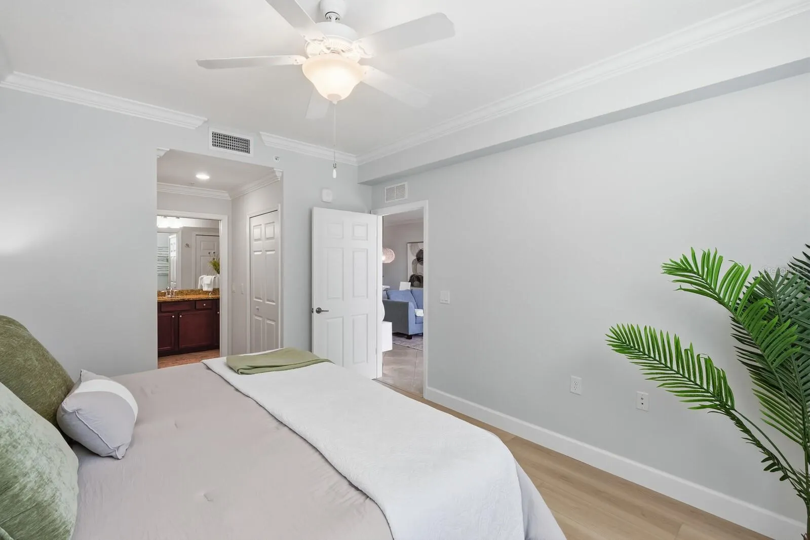 16804 VARDON TER #204, #204