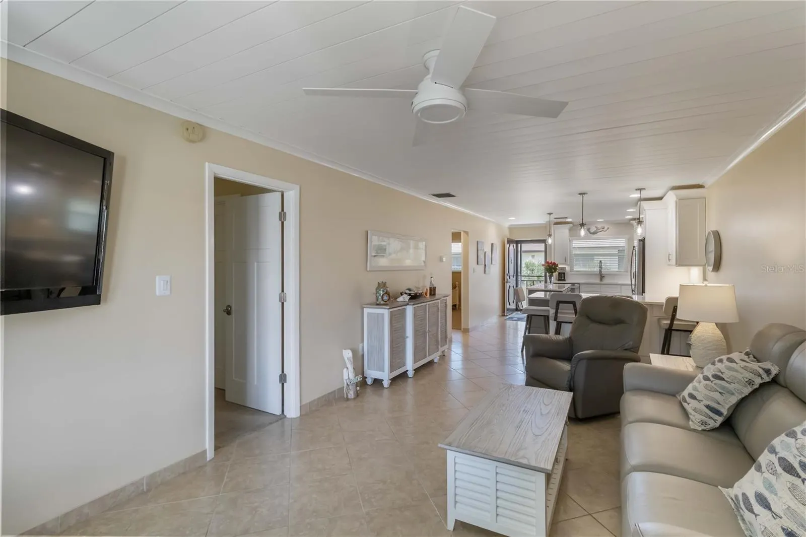2240 STICKNEY POINT RD #238, #238