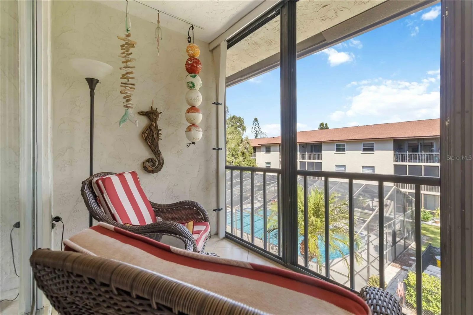 2240 STICKNEY POINT RD #238, #238
