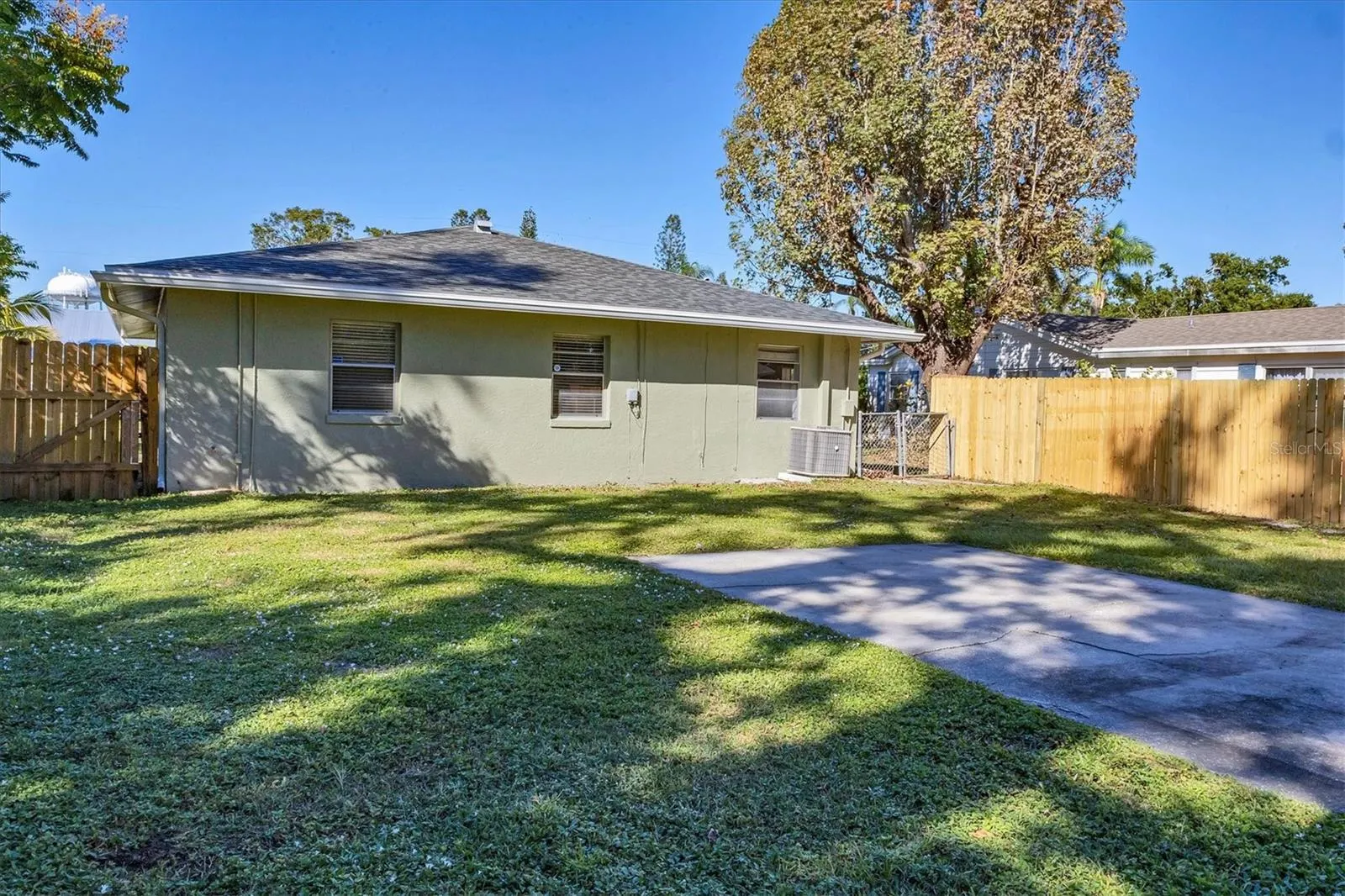 2803 10TH AVE W