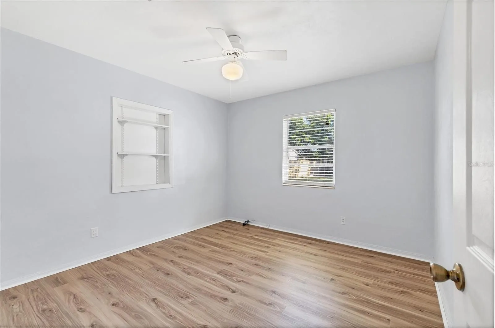 2803 10TH AVE W