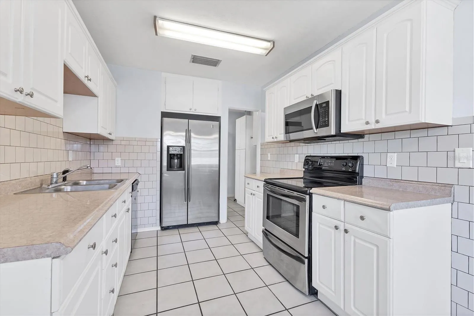 2803 10TH AVE W