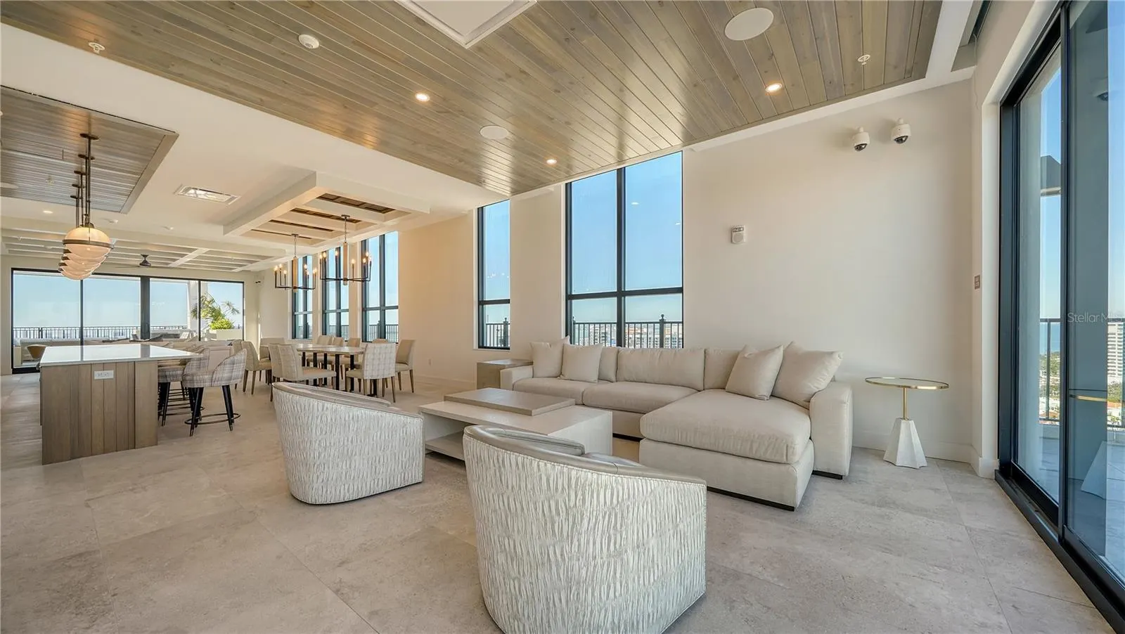 33 S PALM AVE #1702, #1702