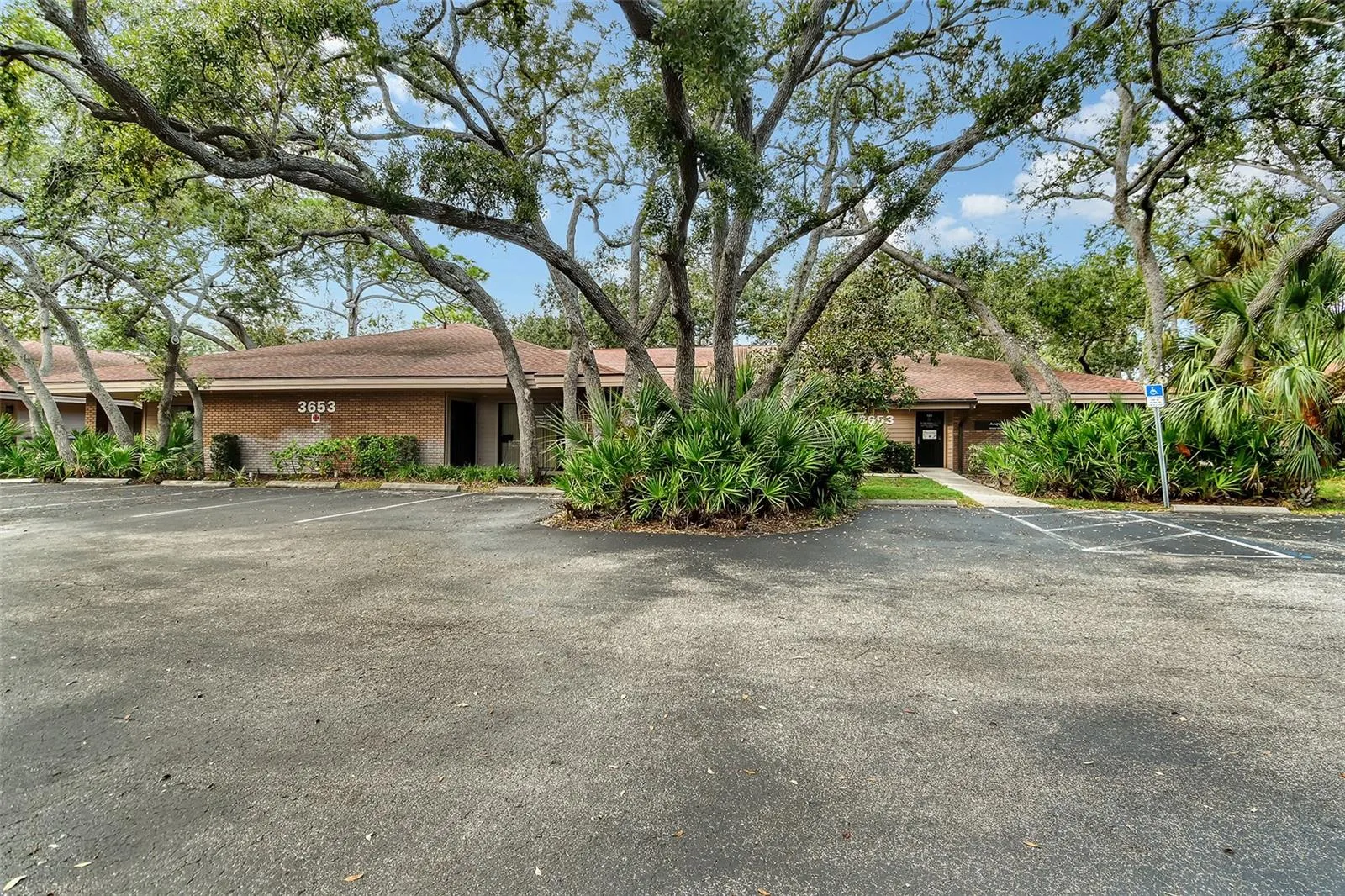 3639 CORTEZ RD W