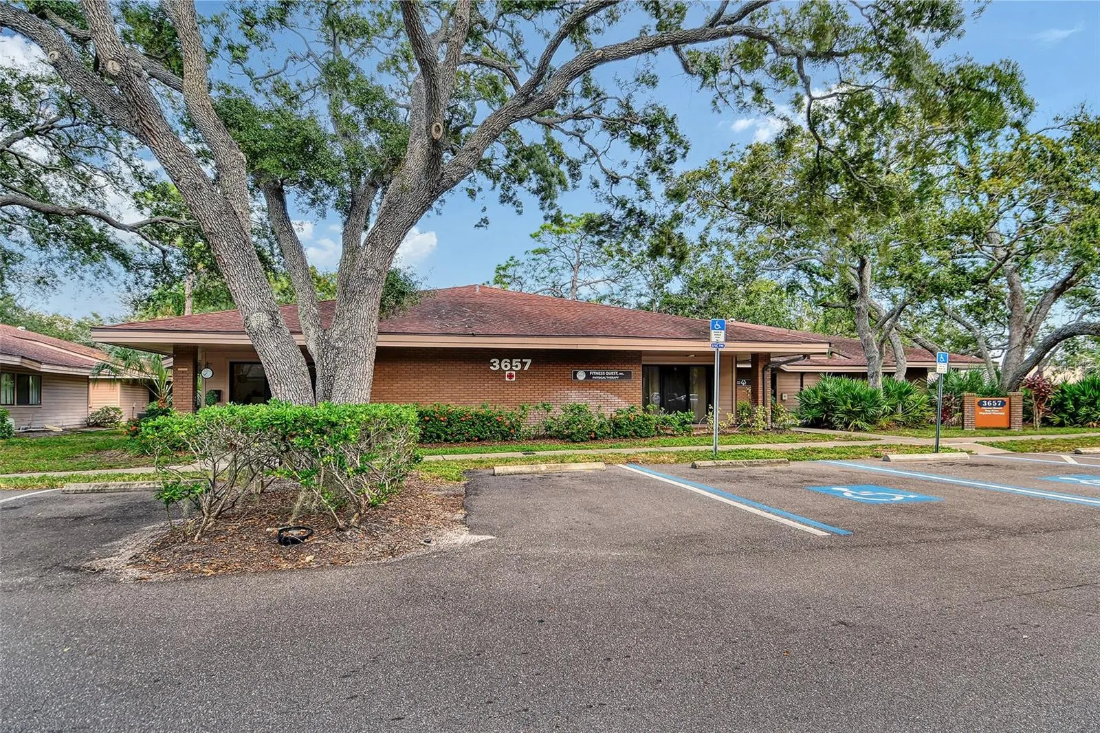 3639 CORTEZ RD W