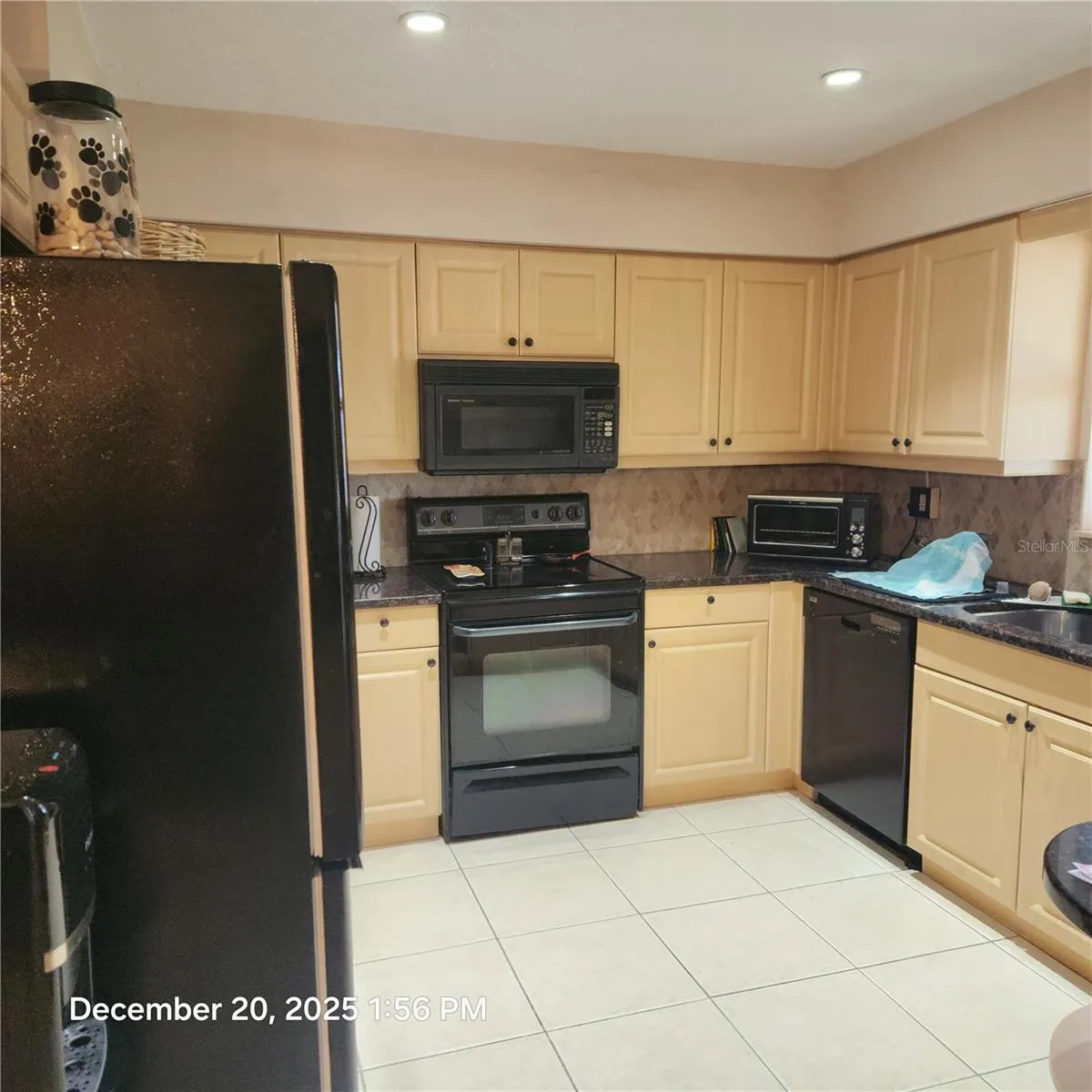 524 SARABAY RD