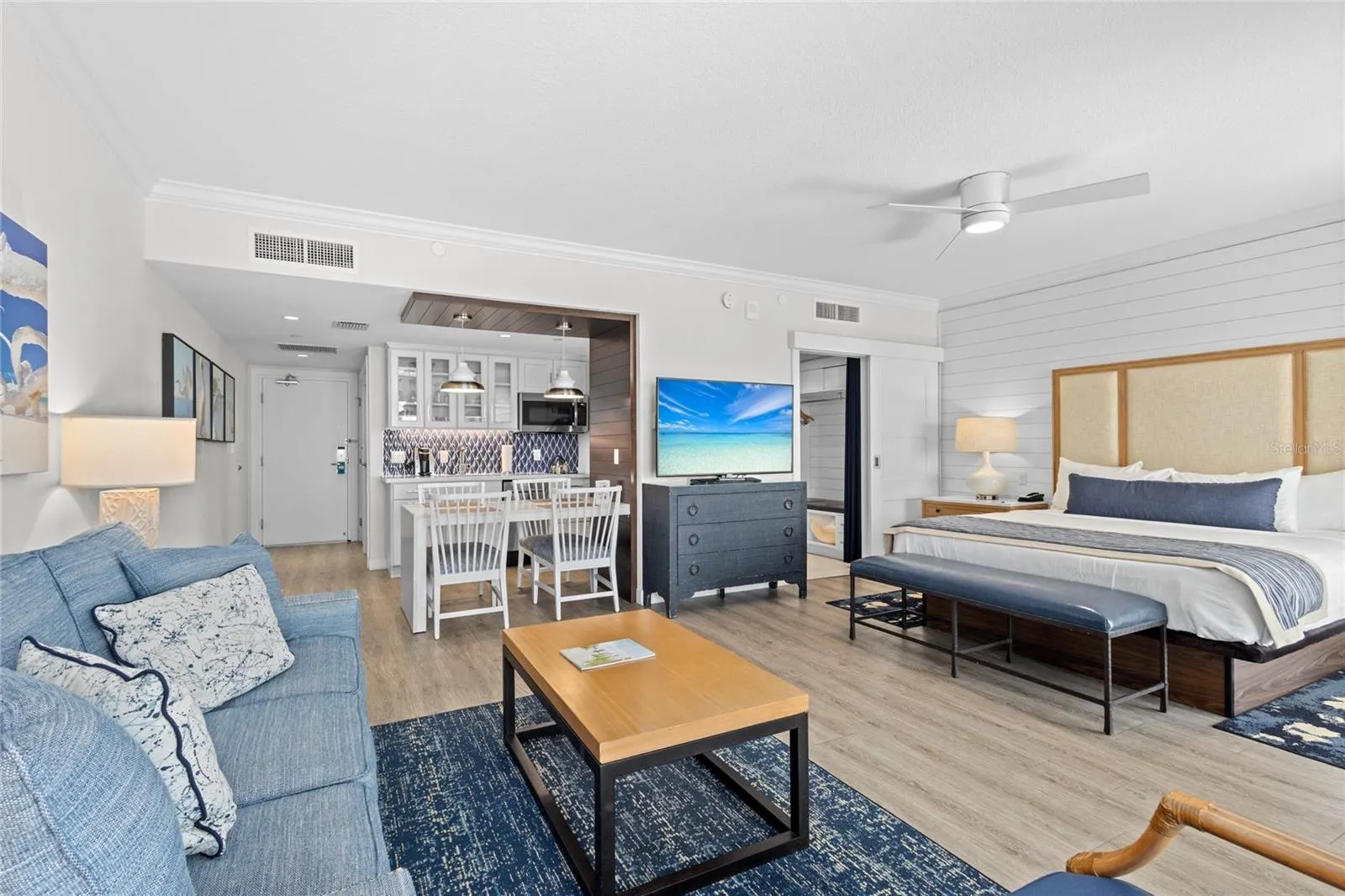 250 SANDS POINT RD #5106 #5106