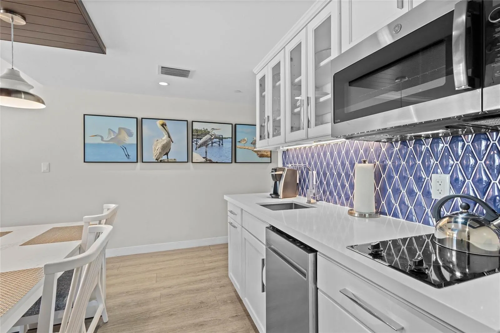 250 SANDS POINT RD #5106 #5106