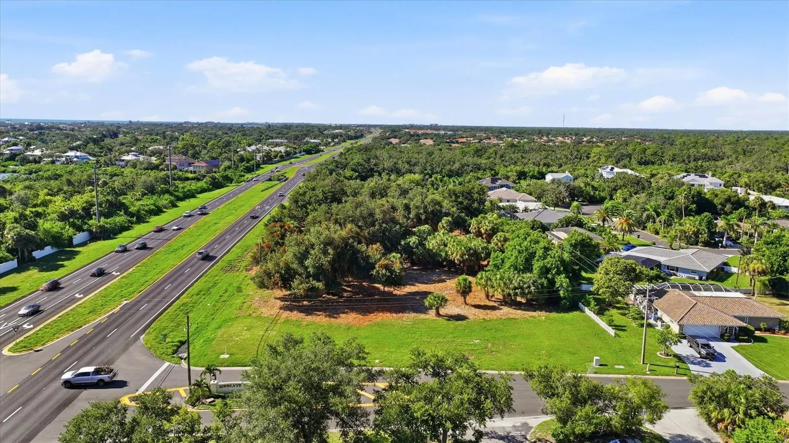 2099 S TAMIAMI TRL