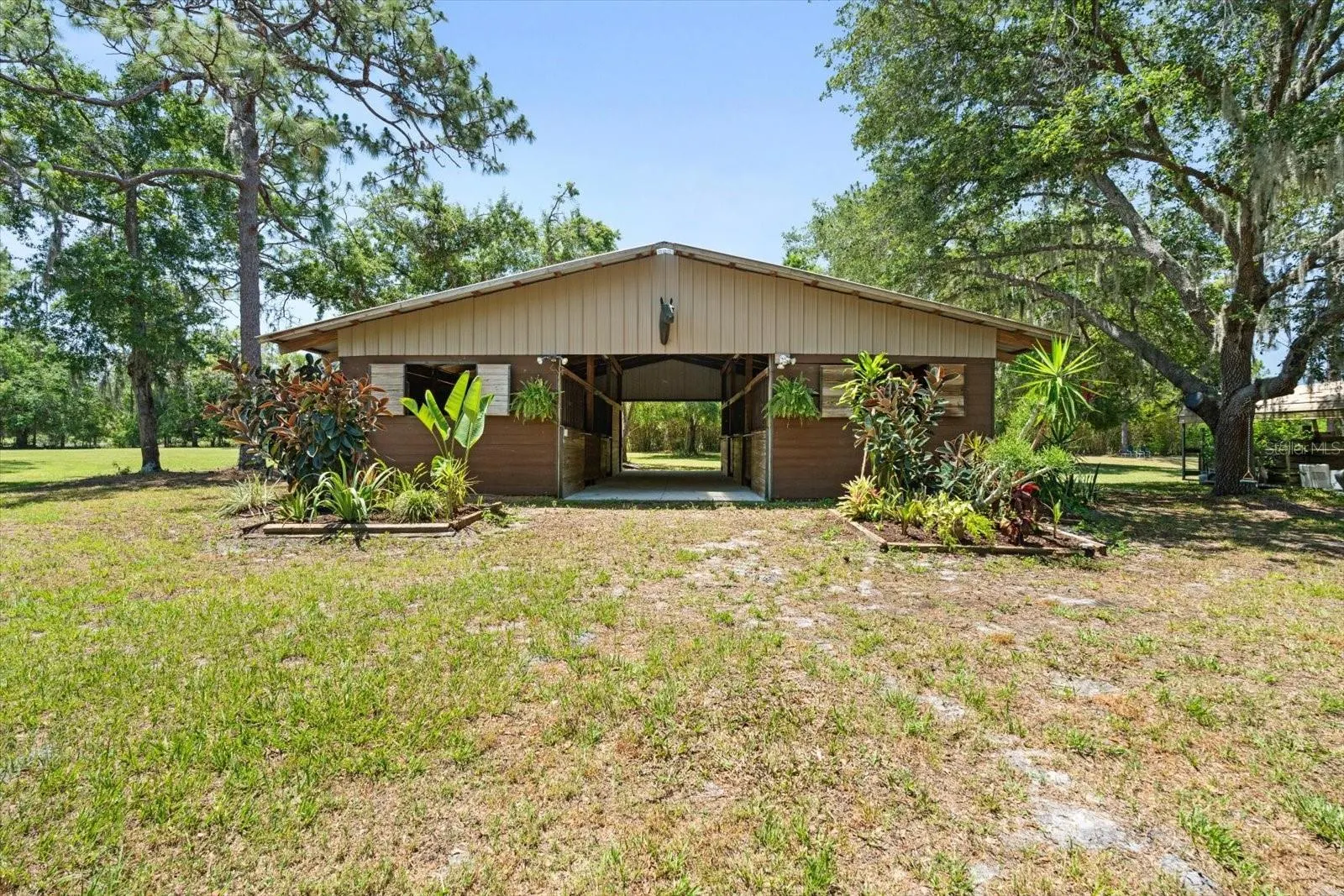 13719 and 13615 SEMINOLE TRL