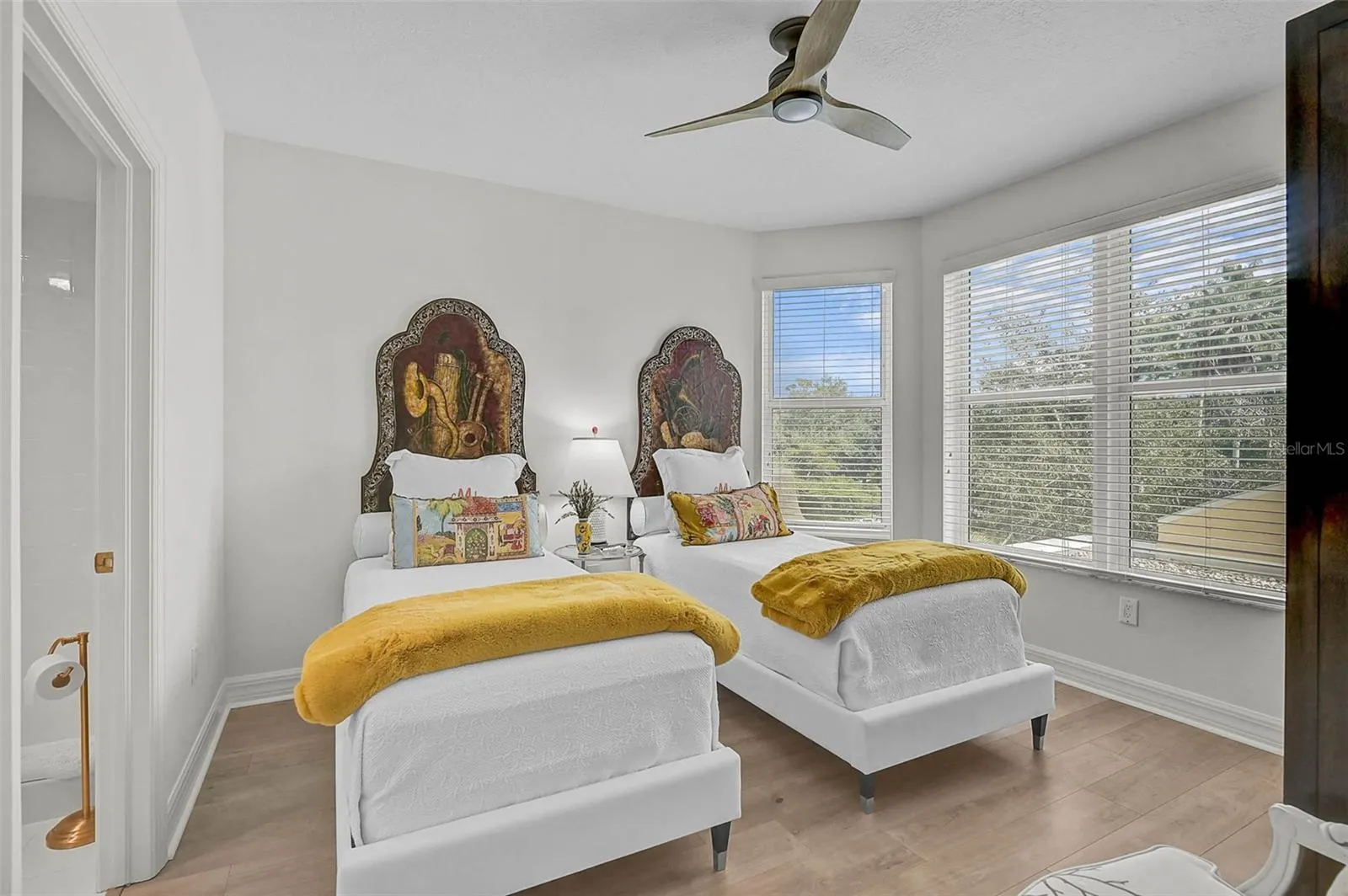 385 N POINT RD #304 #304