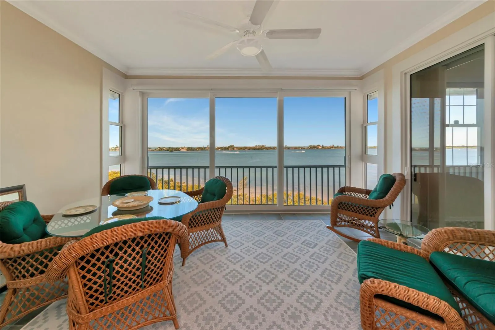 242 HIDDEN BAY DR #602 #602