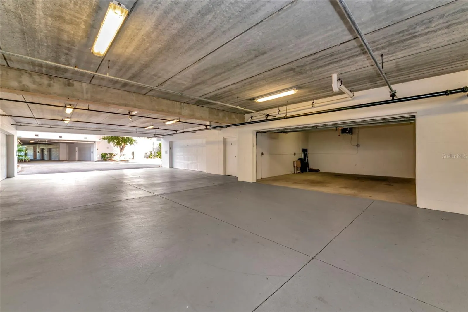 242 HIDDEN BAY DR #602 #602