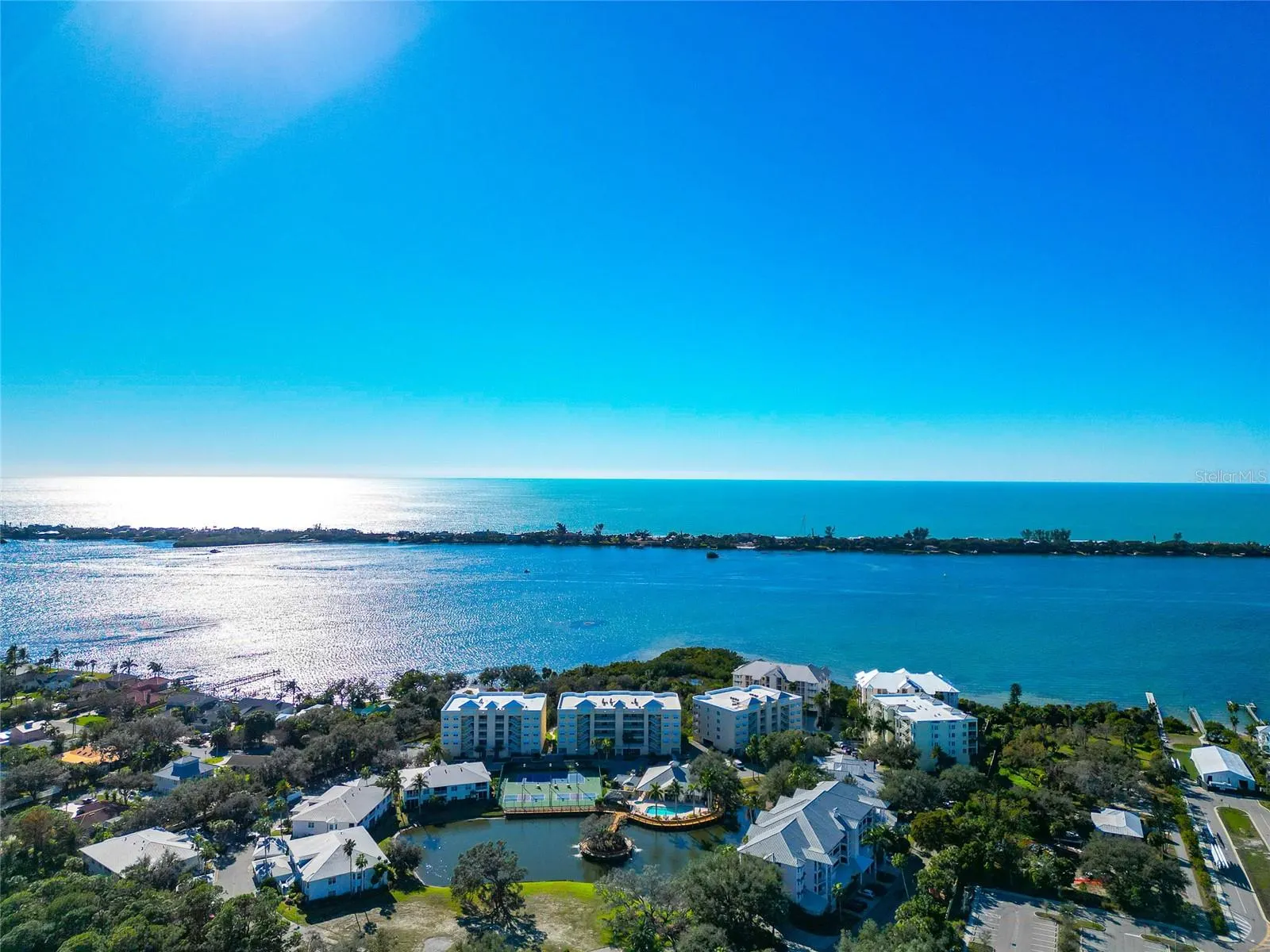 242 HIDDEN BAY DR #602 #602