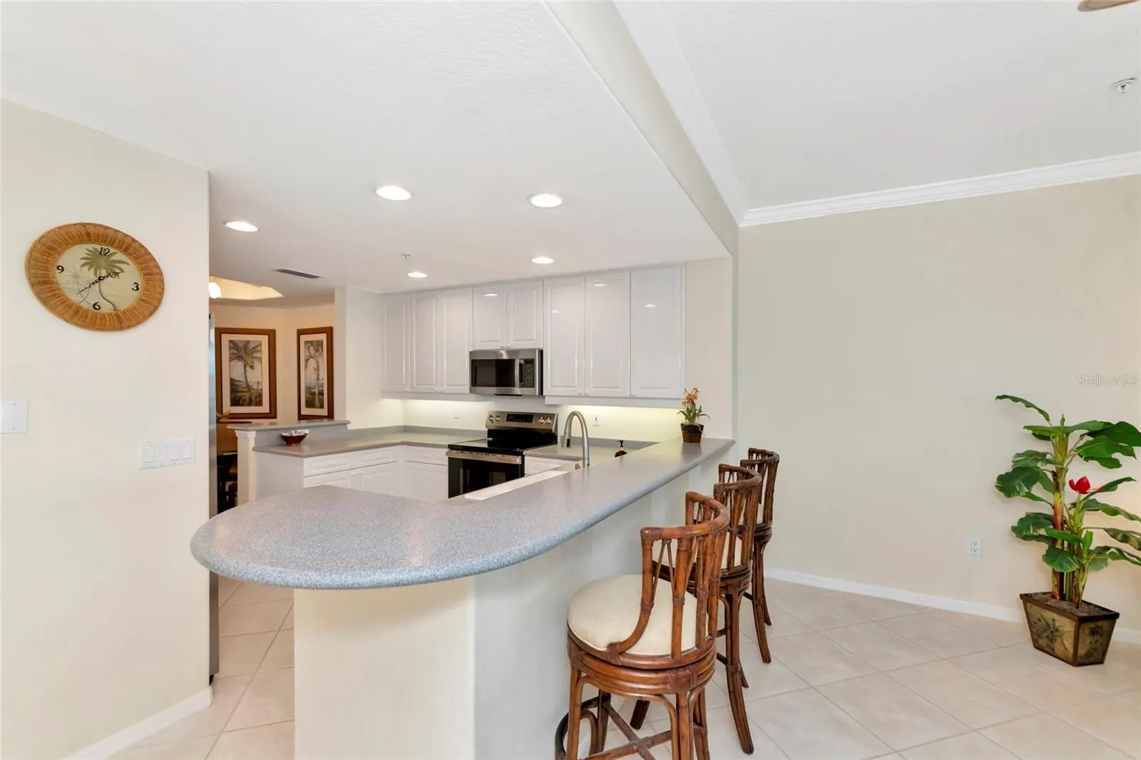 242 HIDDEN BAY DR #602 #602