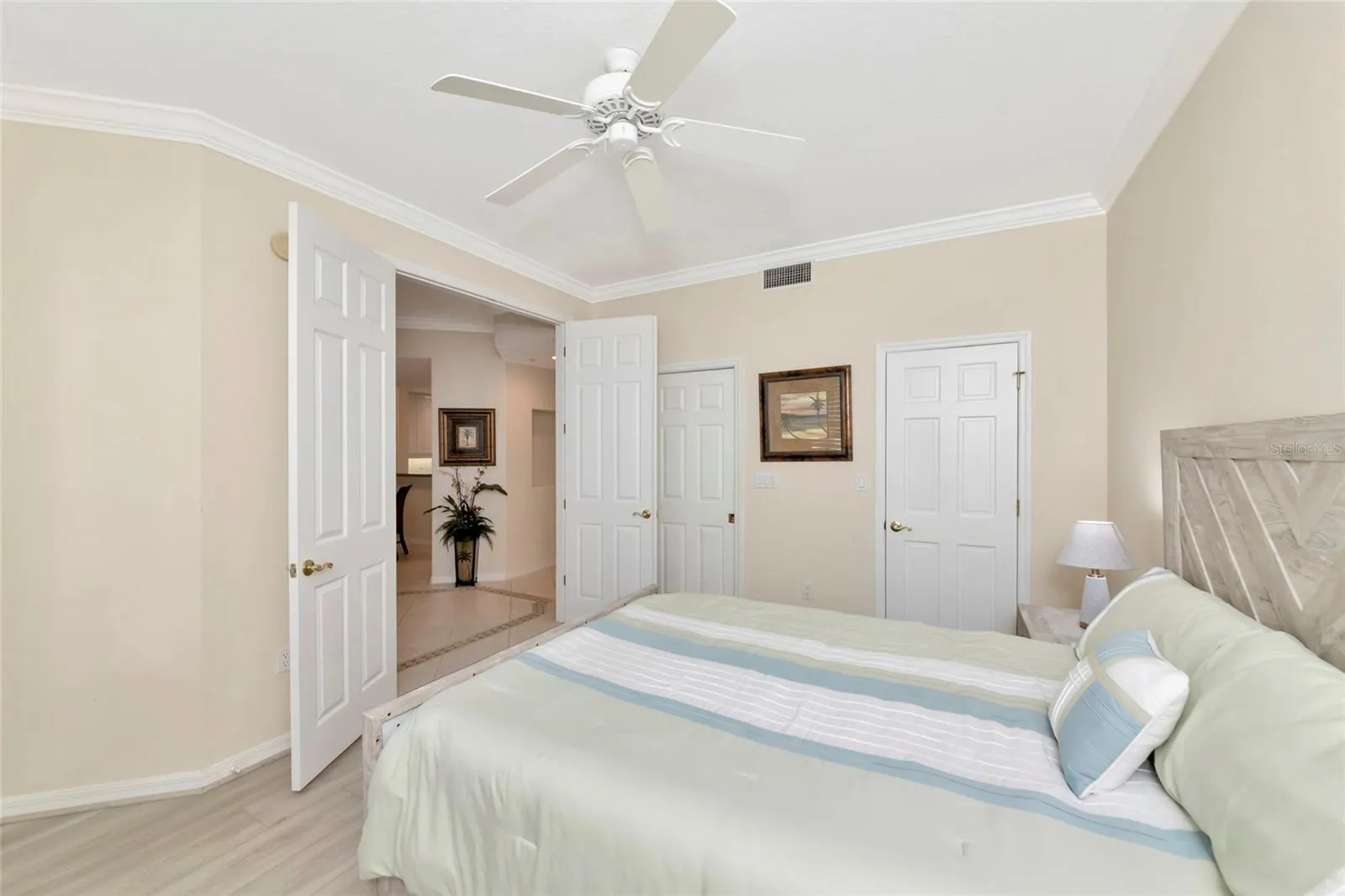 242 HIDDEN BAY DR #602 #602