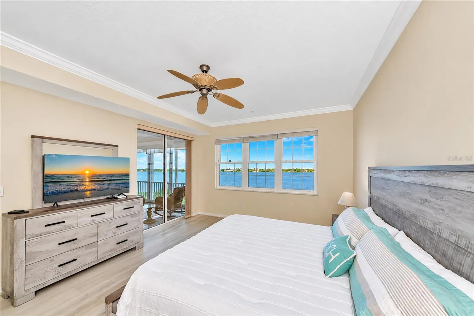 242 HIDDEN BAY DR #602 #602