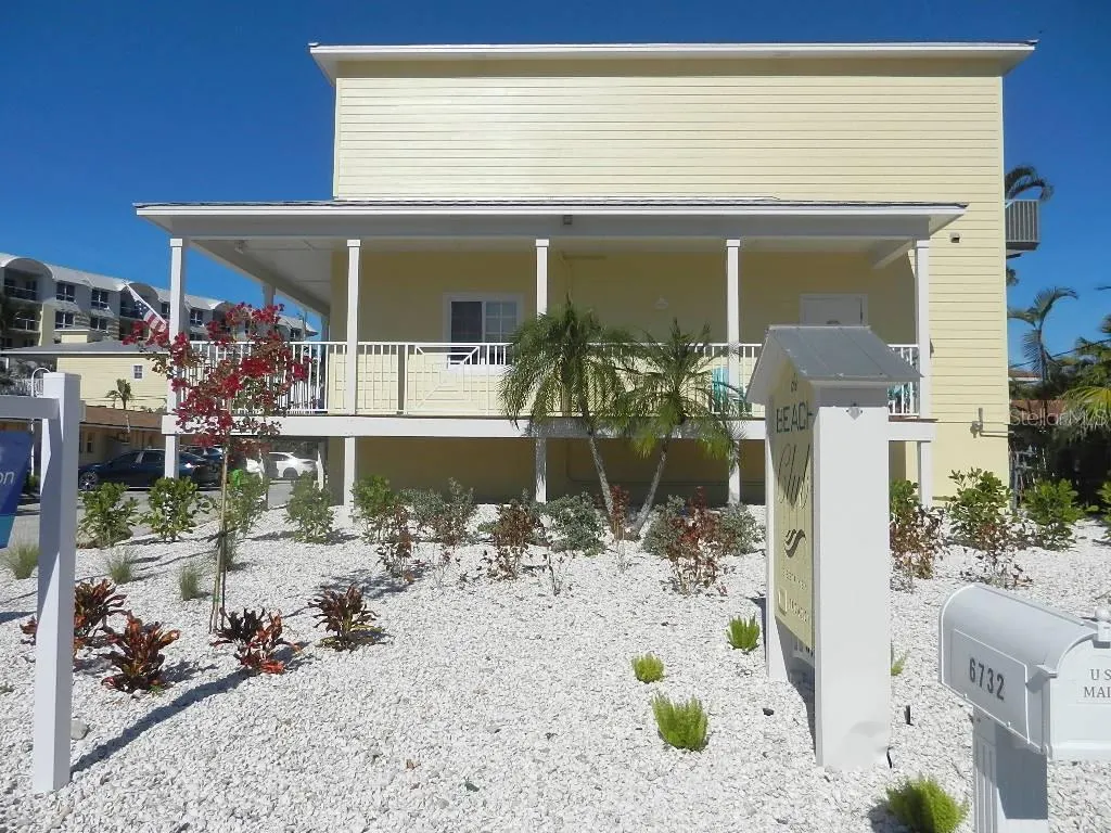 6732 SARASEA CIR #104C #104C