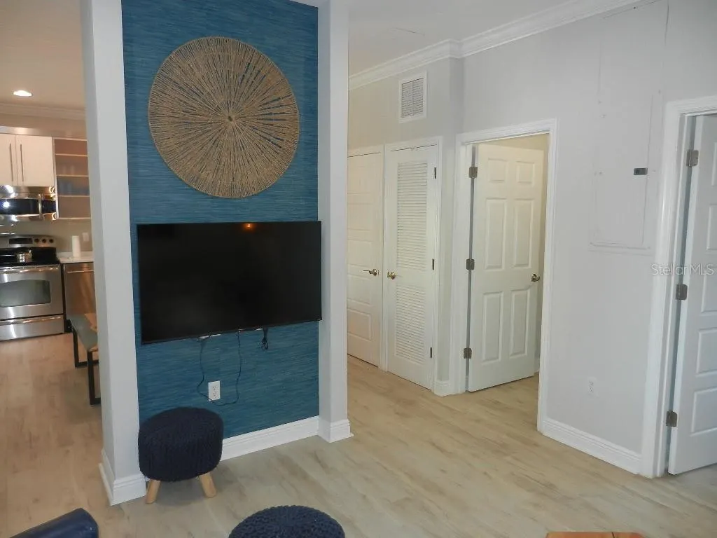 6732 SARASEA CIR #104C #104C