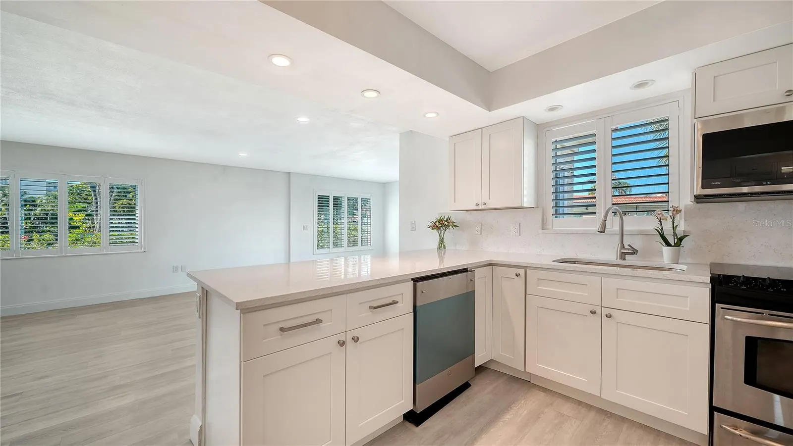4750 GULF OF MEXICO DR #Villa 8 #Villa 8