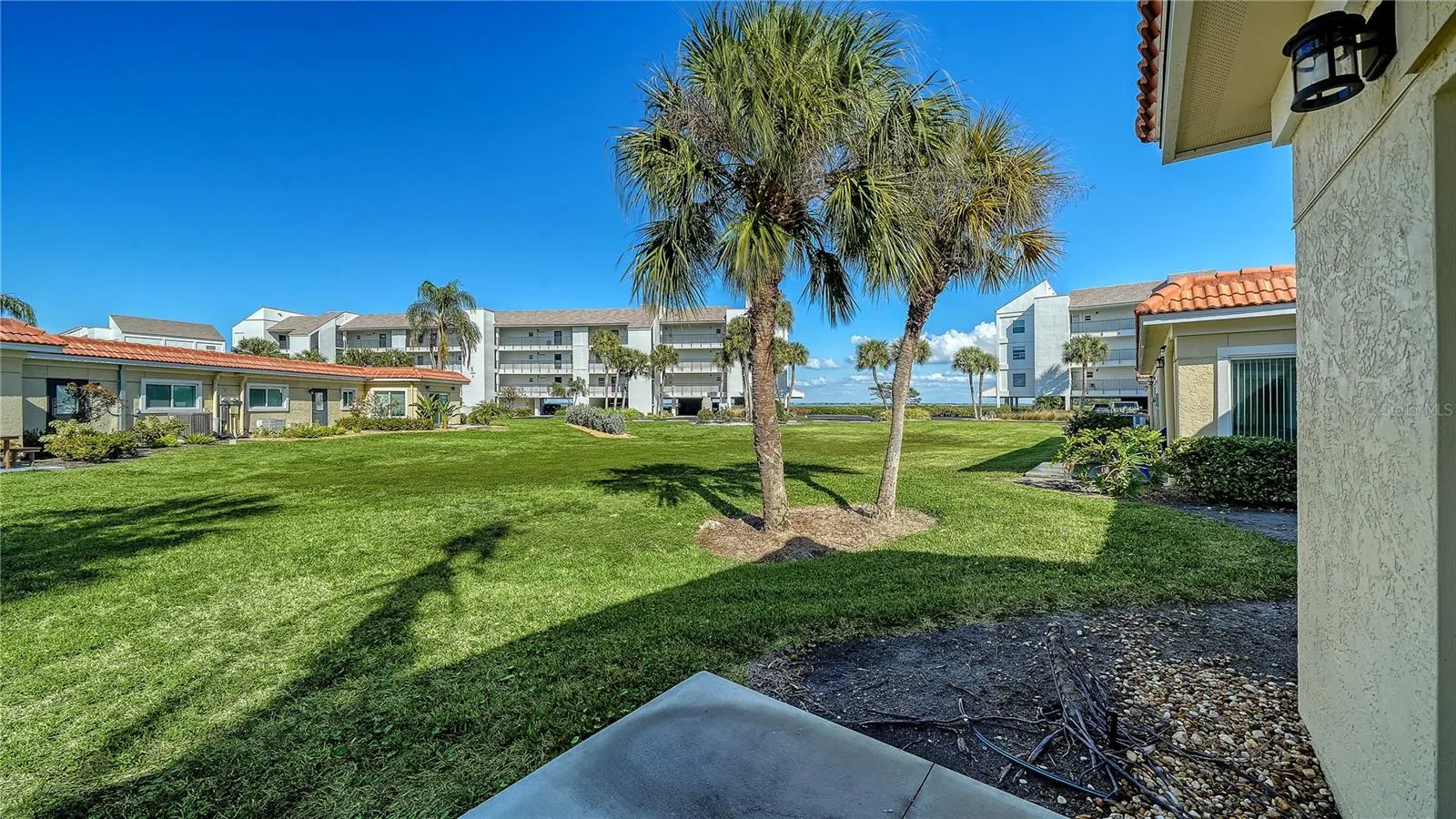 4750 GULF OF MEXICO DR #Villa 8 #Villa 8