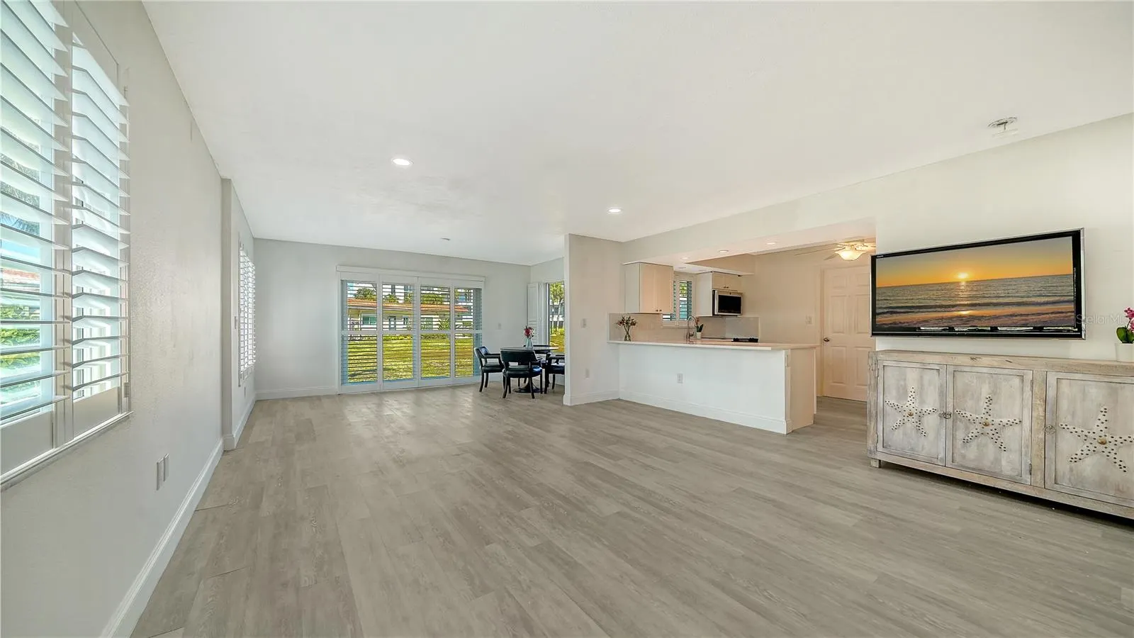 4750 GULF OF MEXICO DR #Villa 8 #Villa 8