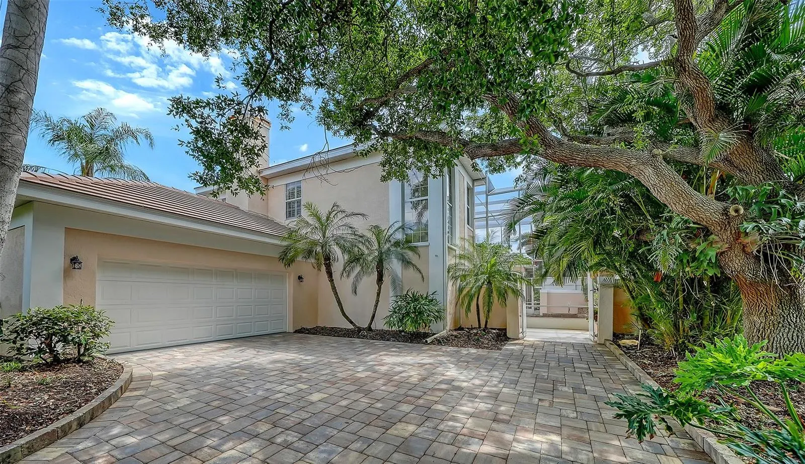 61 BAYHEAD LN