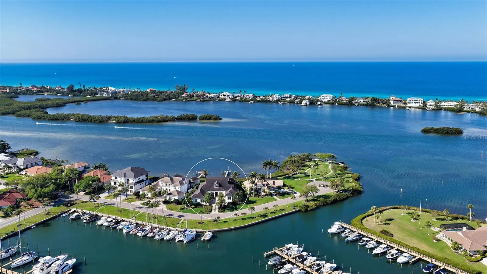 313 LOOKOUT POINT DR